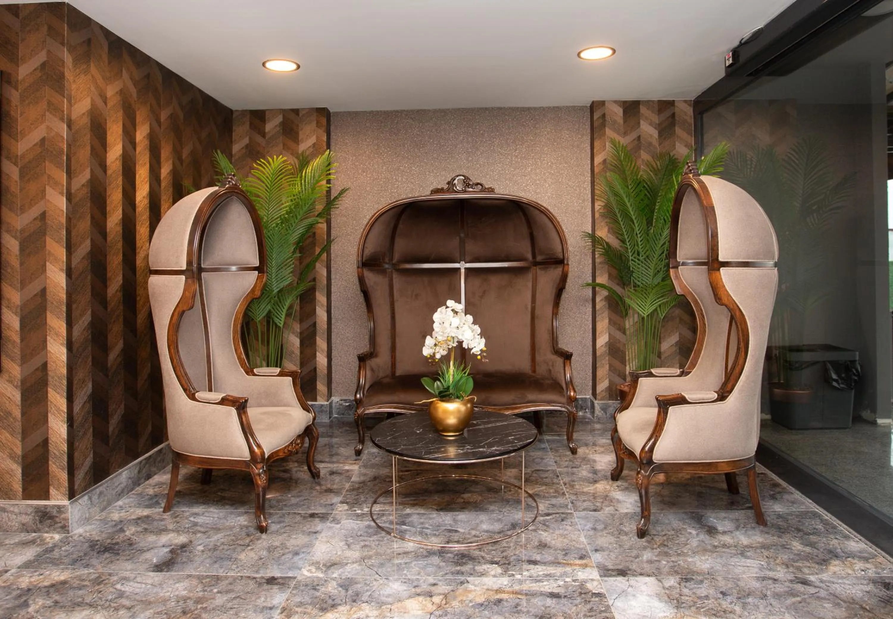 Seating area in Marina Green Suite & Residence