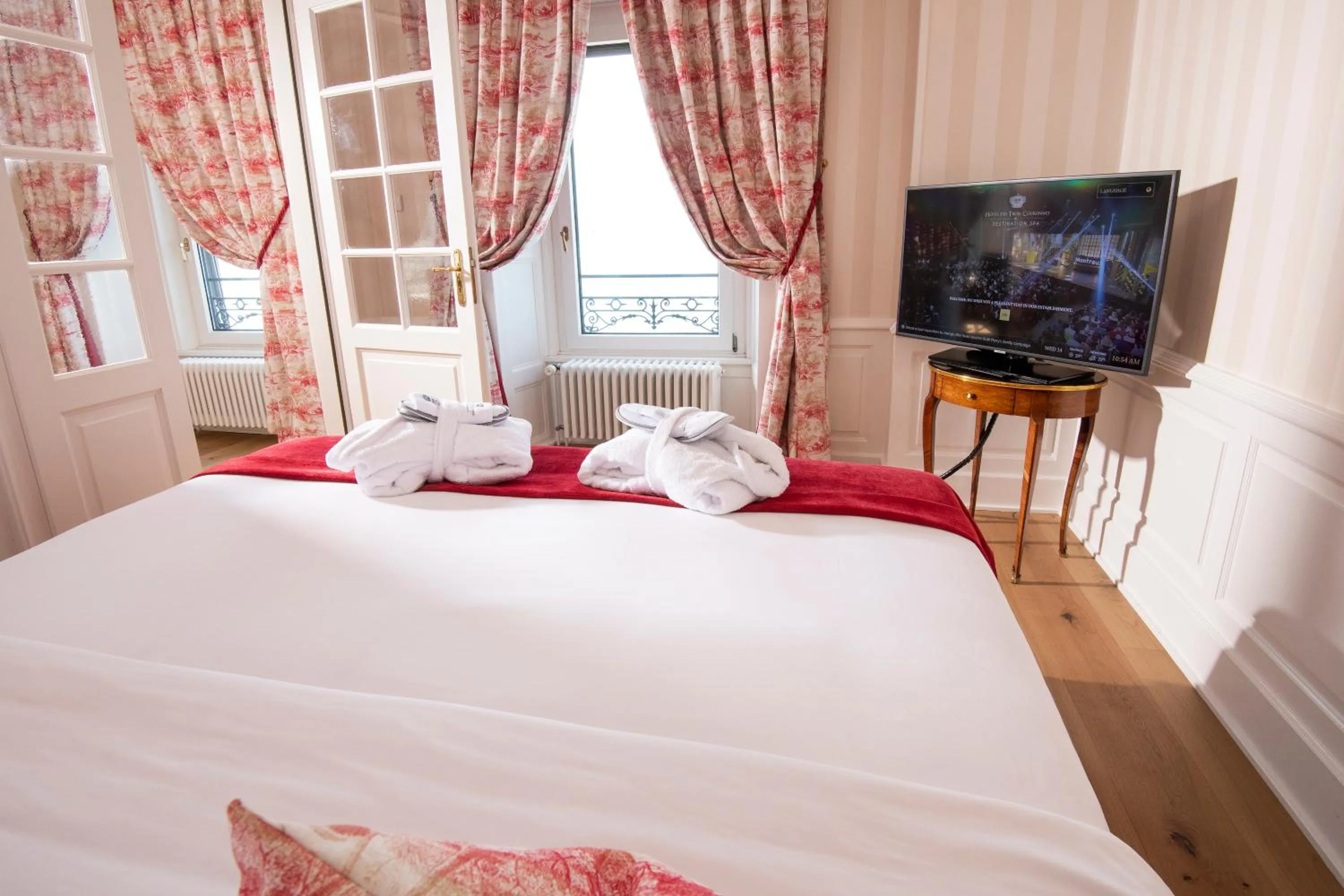 Bed in Hôtel Des Trois Couronnes & Spa - The Leading Hotels of the World