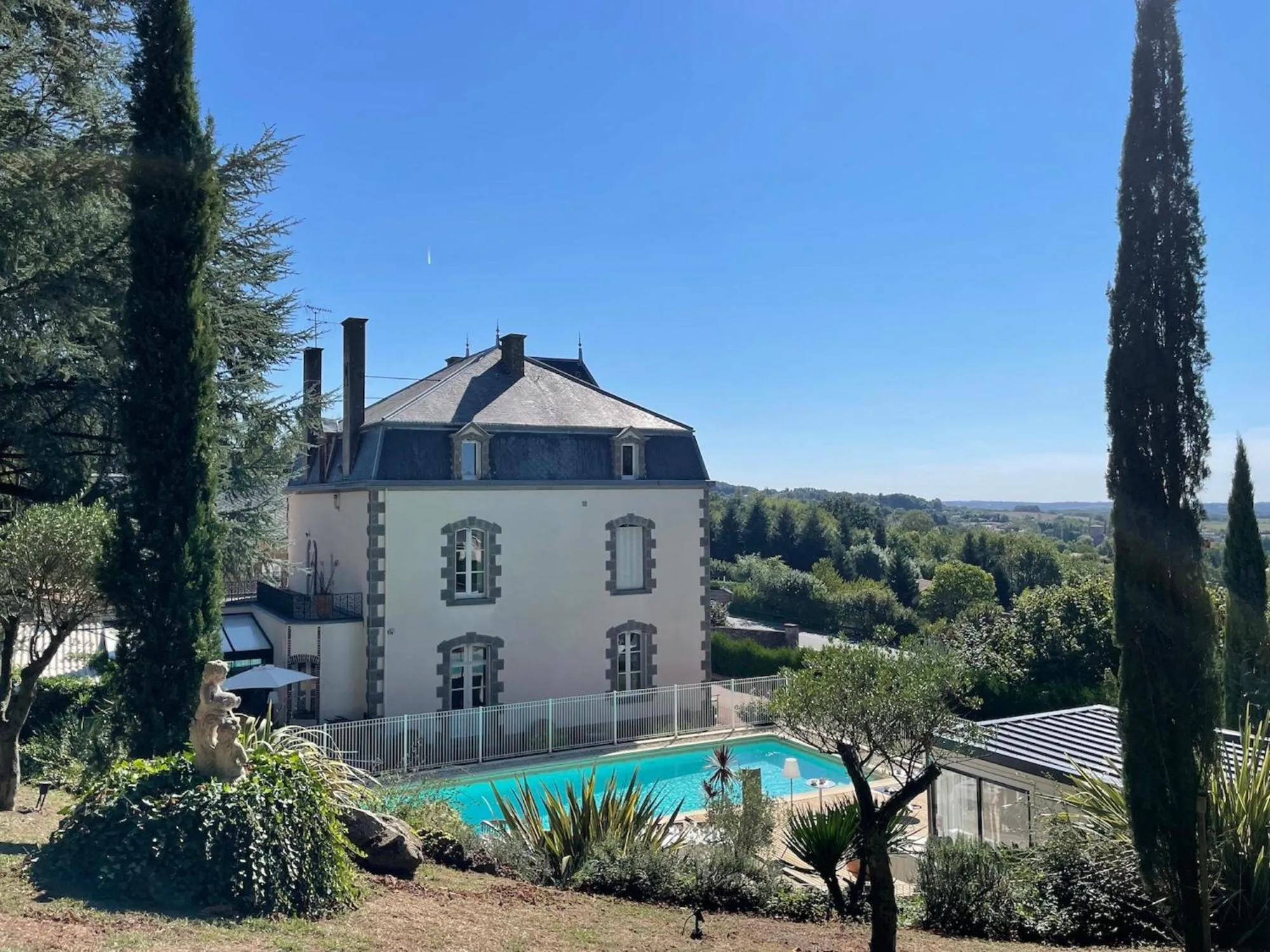 Maison d'hôtes et gîtes La Chouannerie à côté du parc du Puy duFou