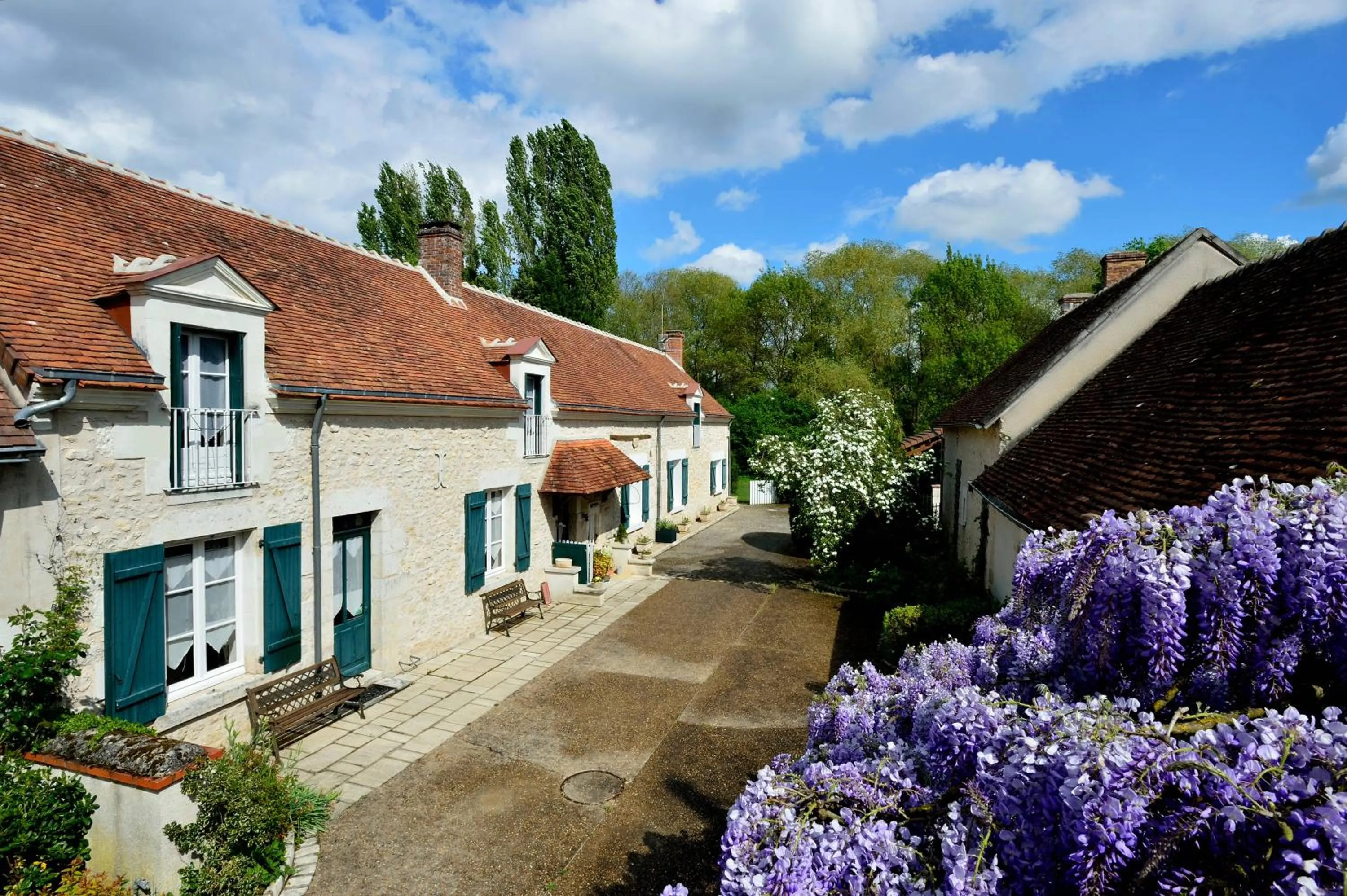 Property building in Traînefeuilles - Chambres d'hôtes proche Zoo de Beauval