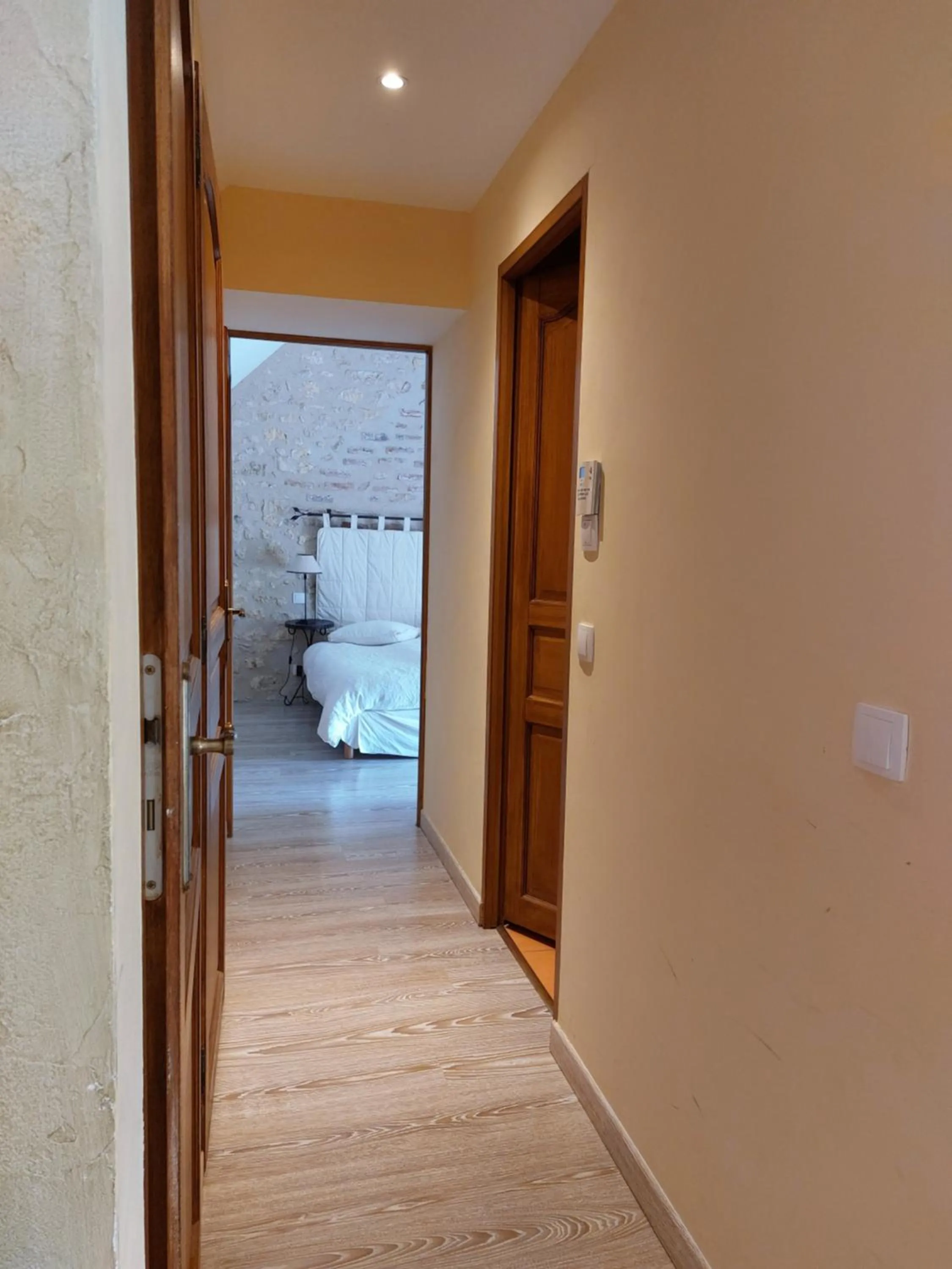 Bedroom in Traînefeuilles - Chambres d'hôtes proche Zoo de Beauval