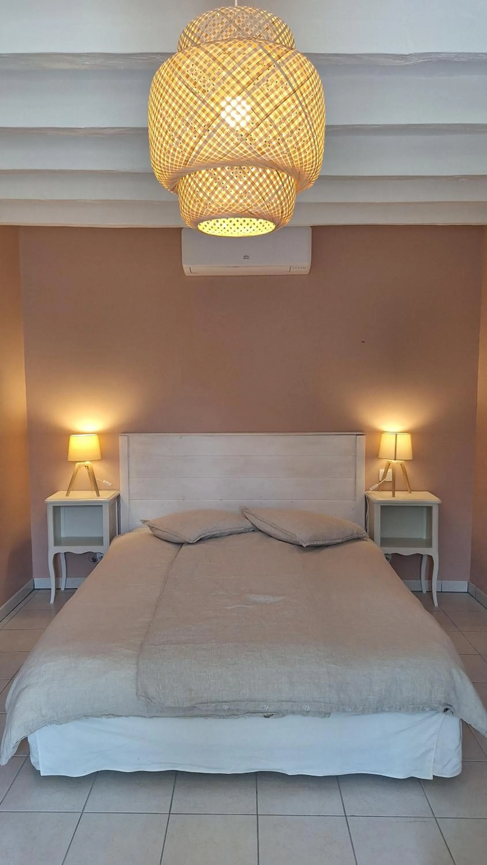 Bed in Traînefeuilles - Chambres d'hôtes proche Zoo de Beauval