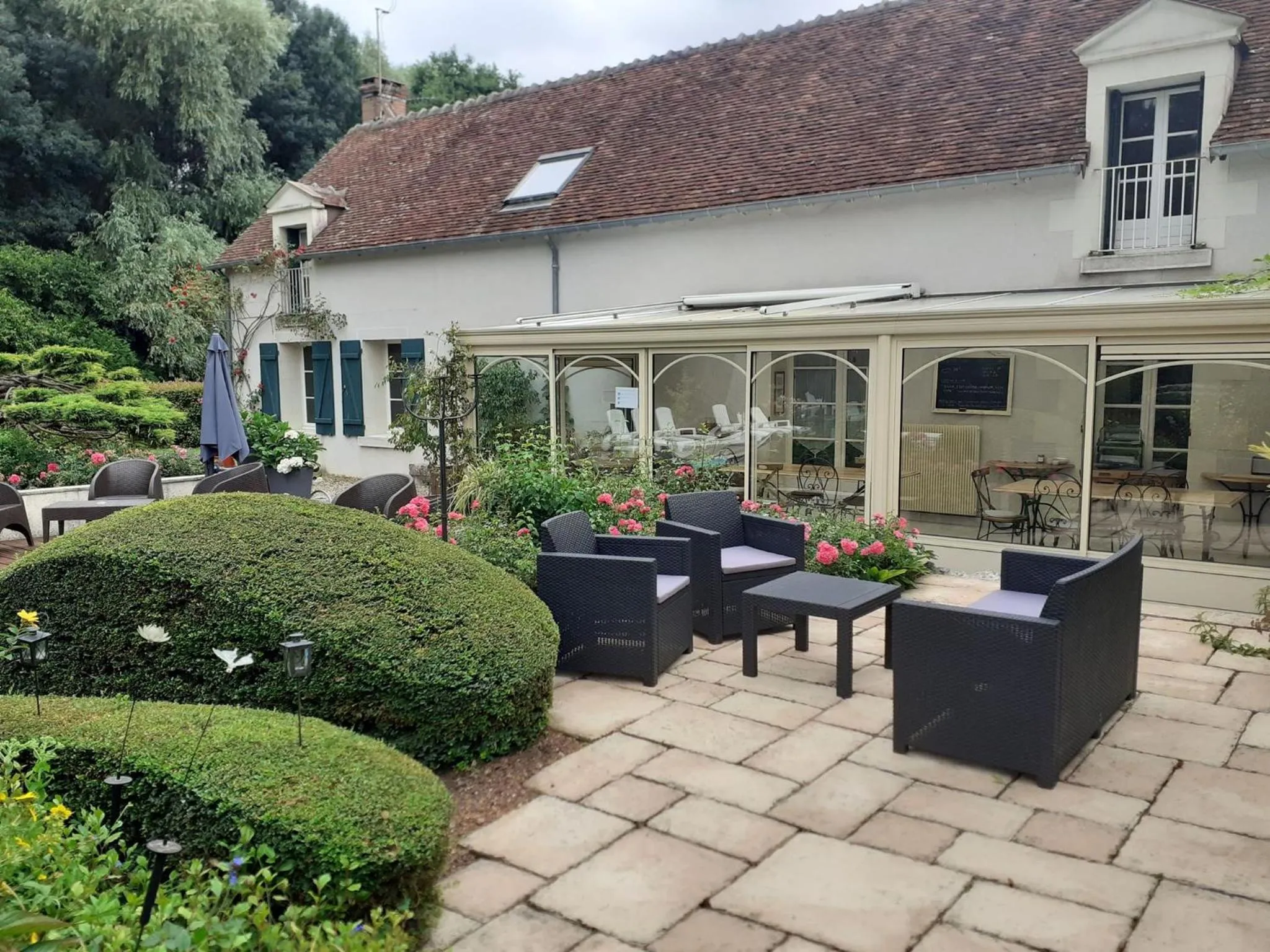 Garden in Traînefeuilles - Chambres d'hôtes proche Zoo de Beauval