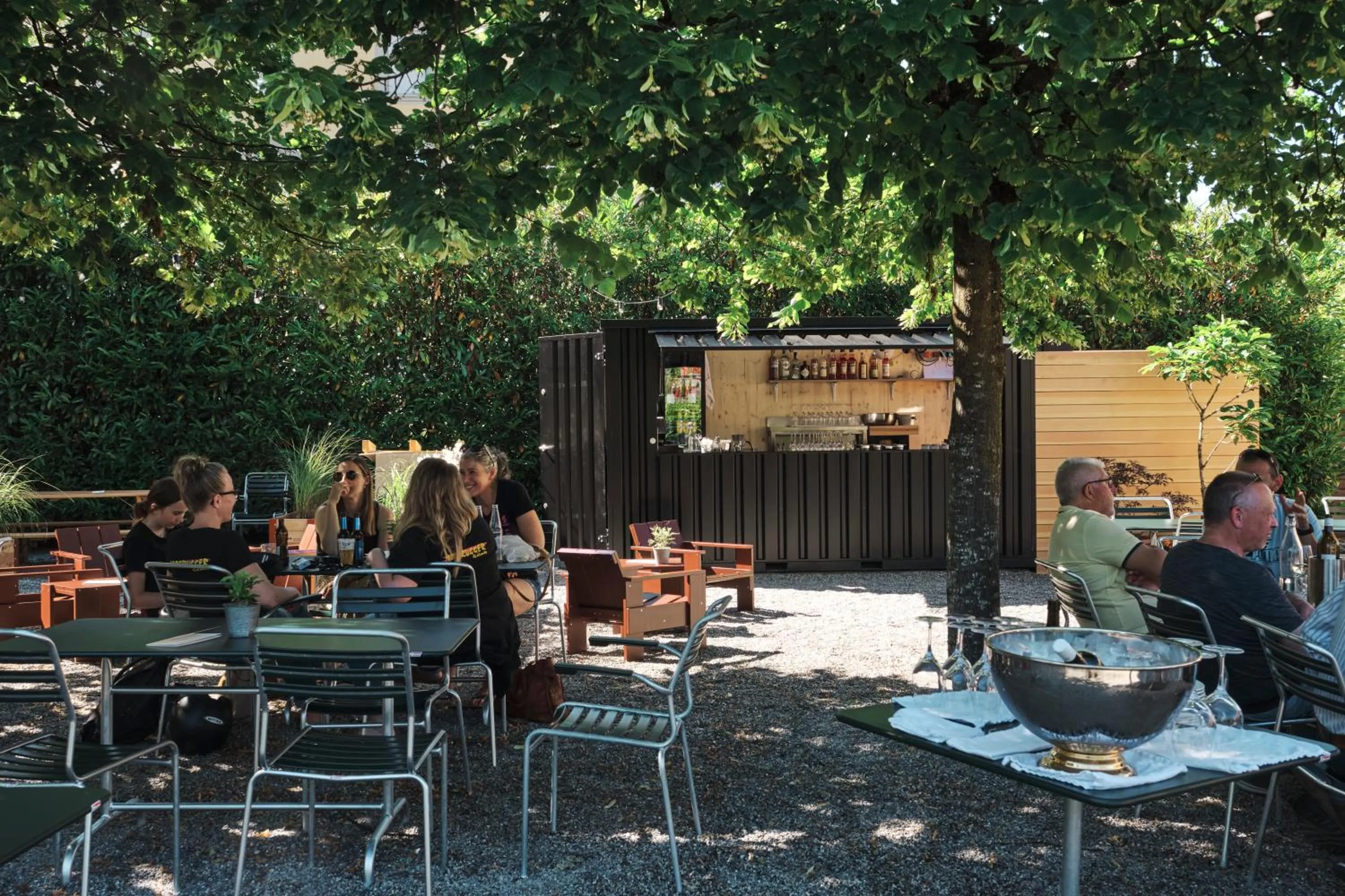 Restaurant/places to eat in Hotel Murten