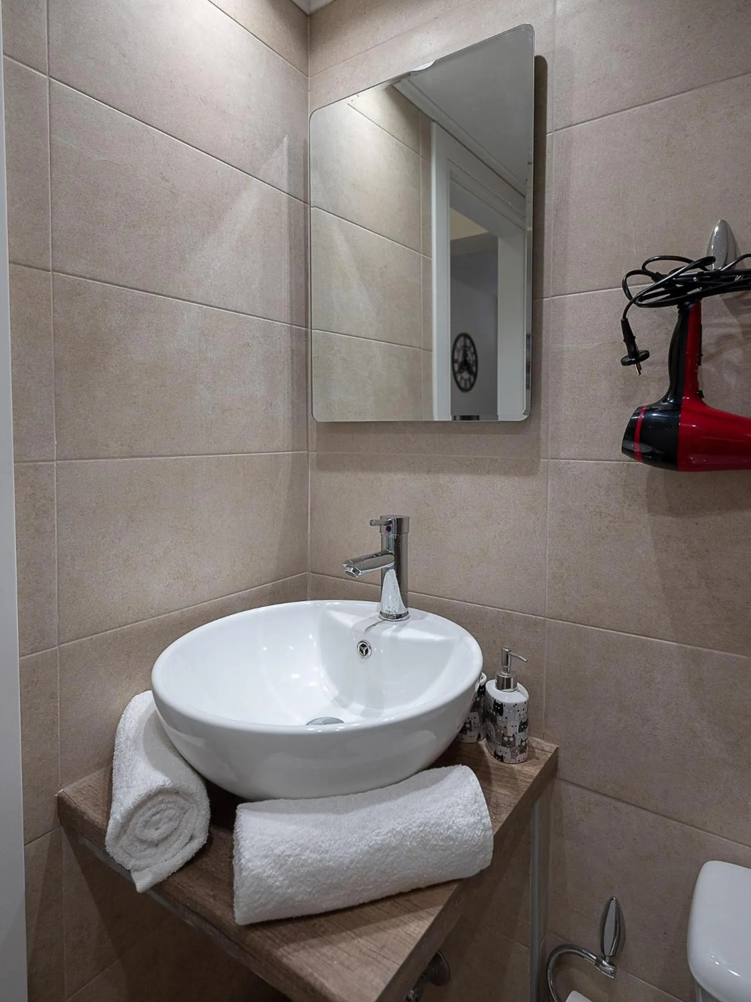 Bathroom in Luxury Apts Heraklion Center