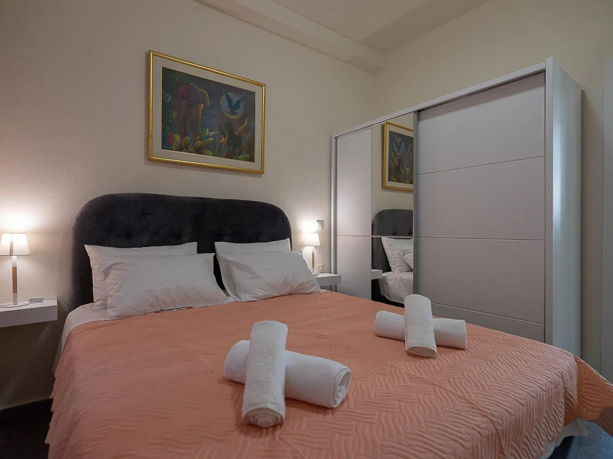 One-Bedroom Apartment in Luxury Apts Heraklion Center One-Bedroom Apartment in Luxury Apts Heraklion Center