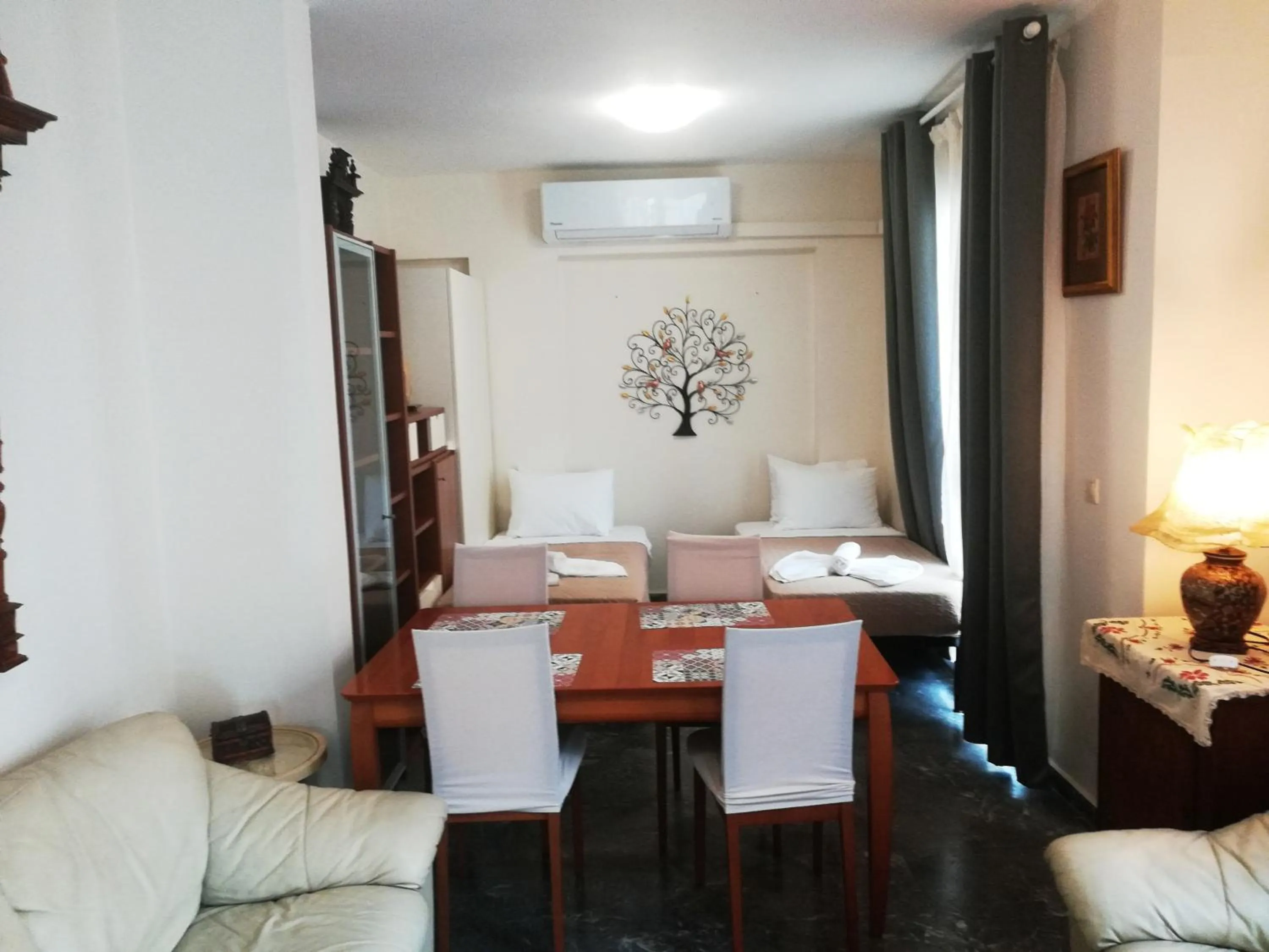 Bed in Luxury Apts Heraklion Center