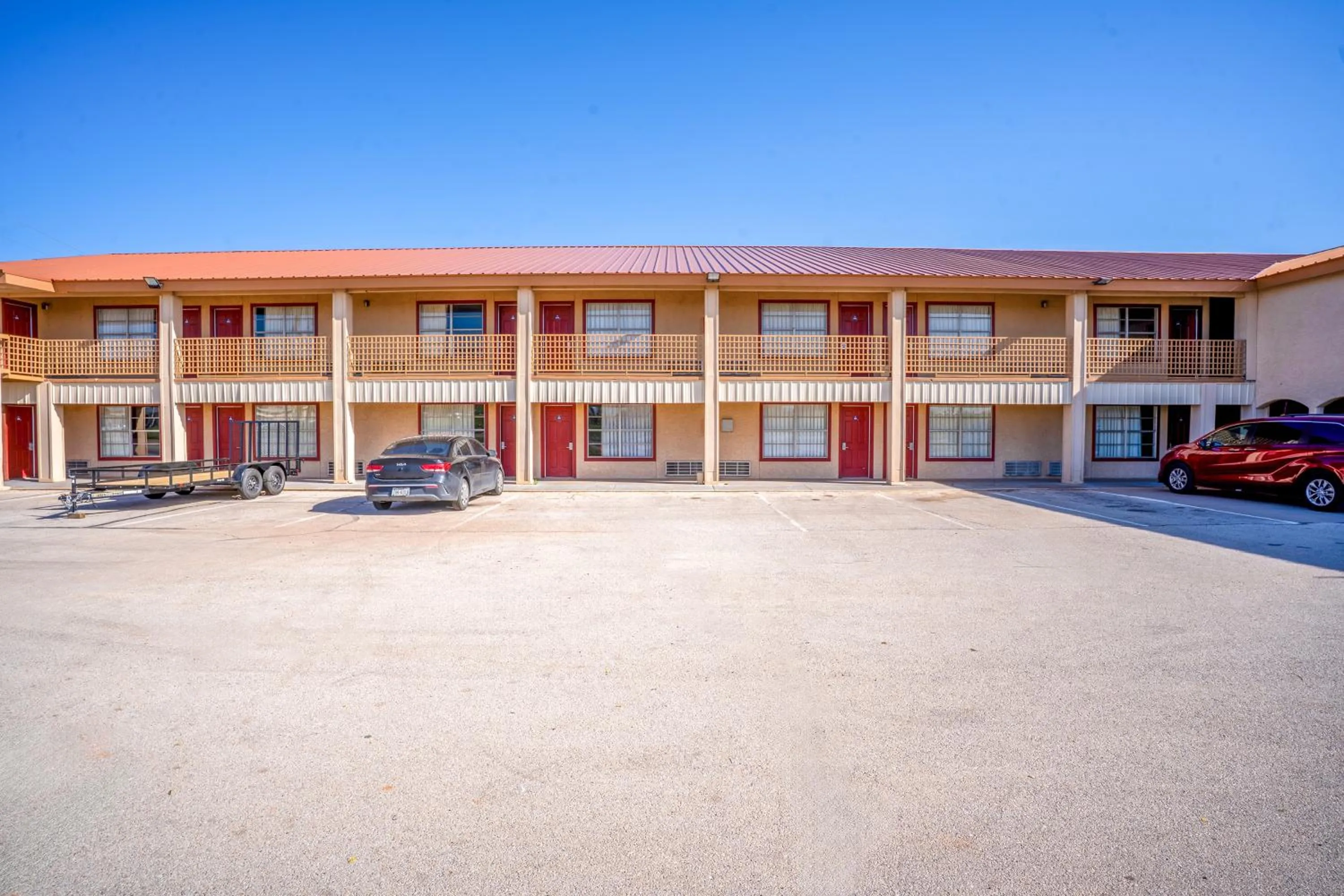 Parking in Lone Star Inn by OYO Vernon Texas Hwy 287