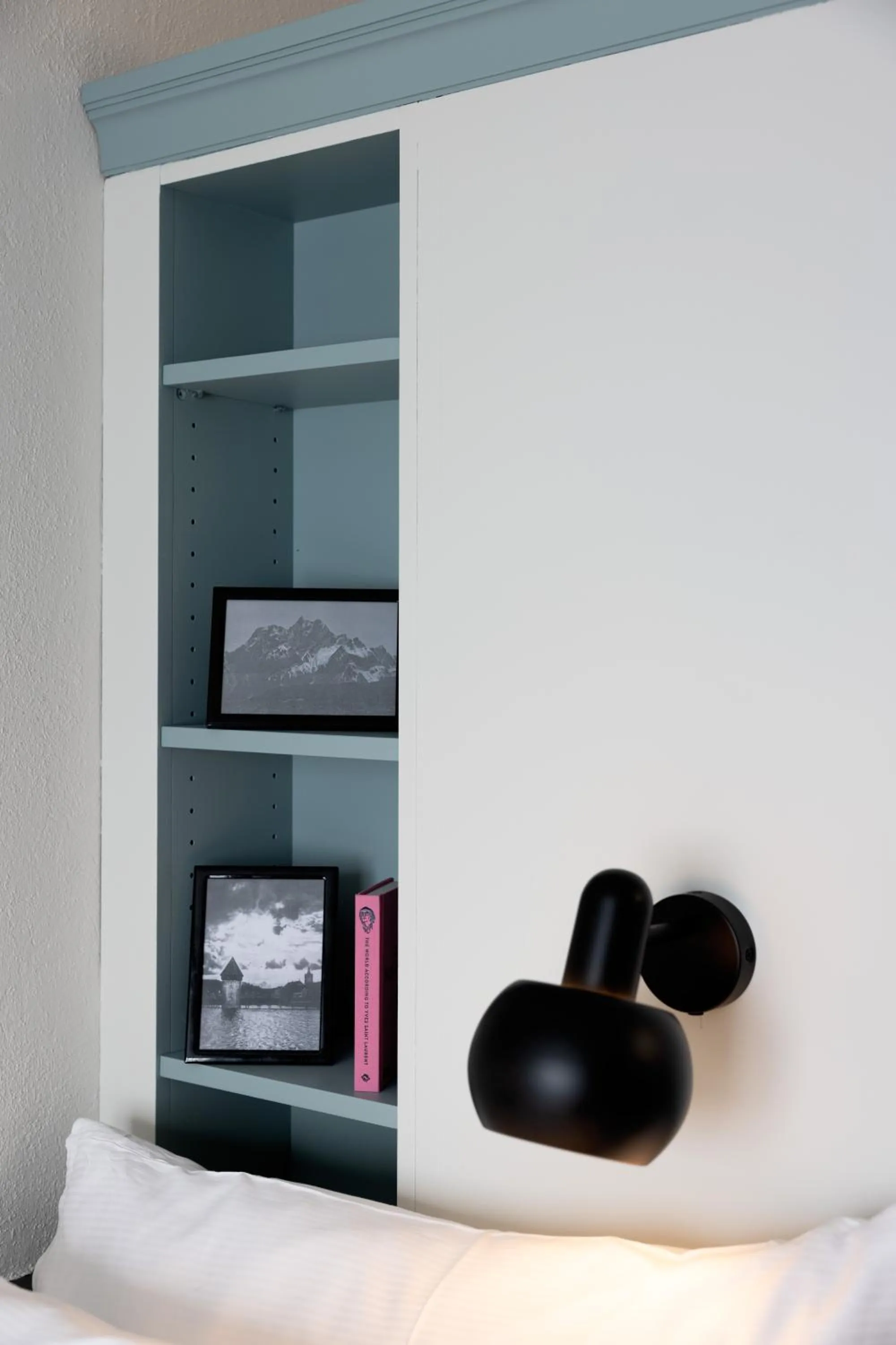 Bedroom, Bed in Hotel Luzernerhof