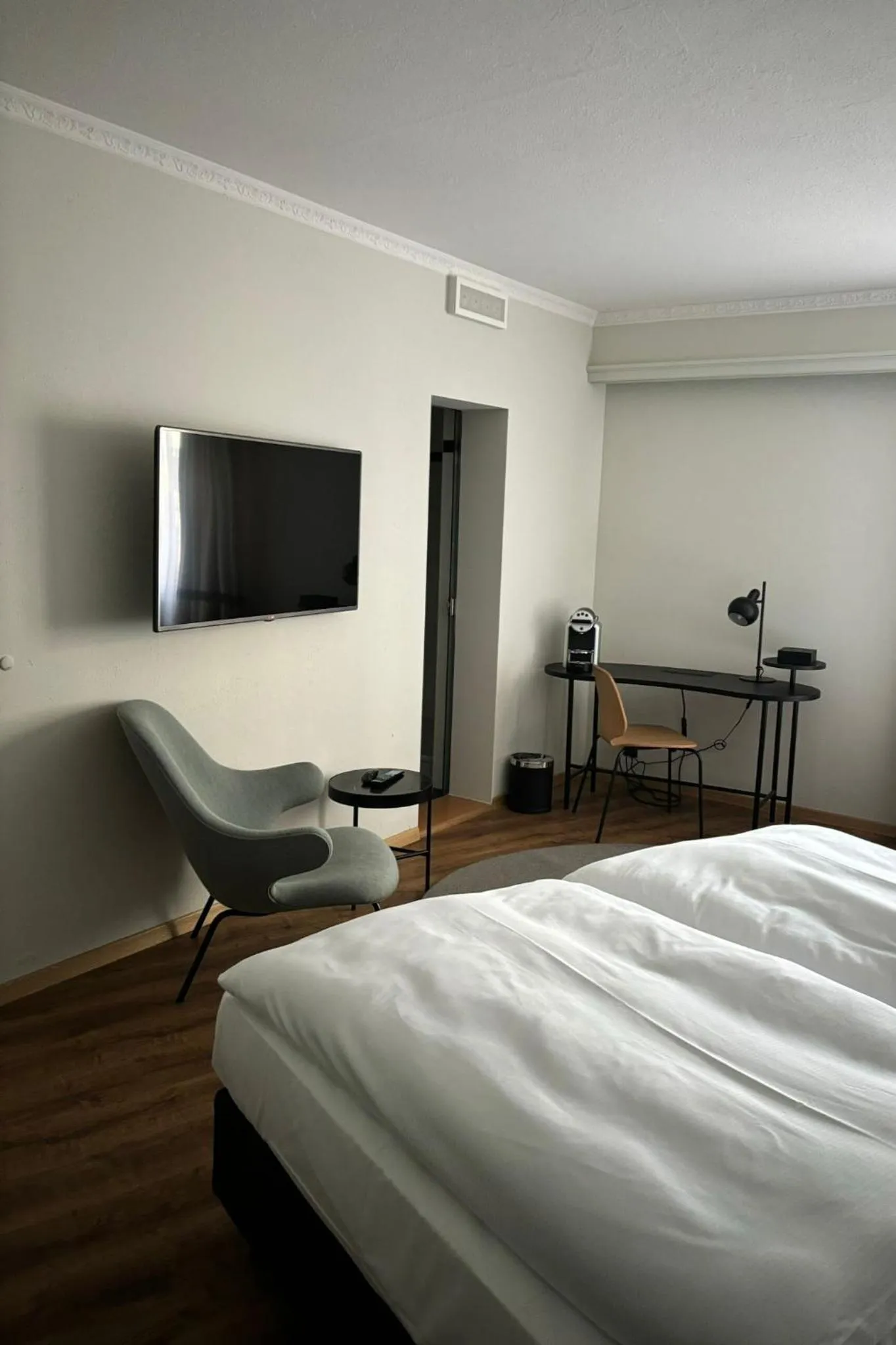 Living room, Bed in Hotel Luzernerhof