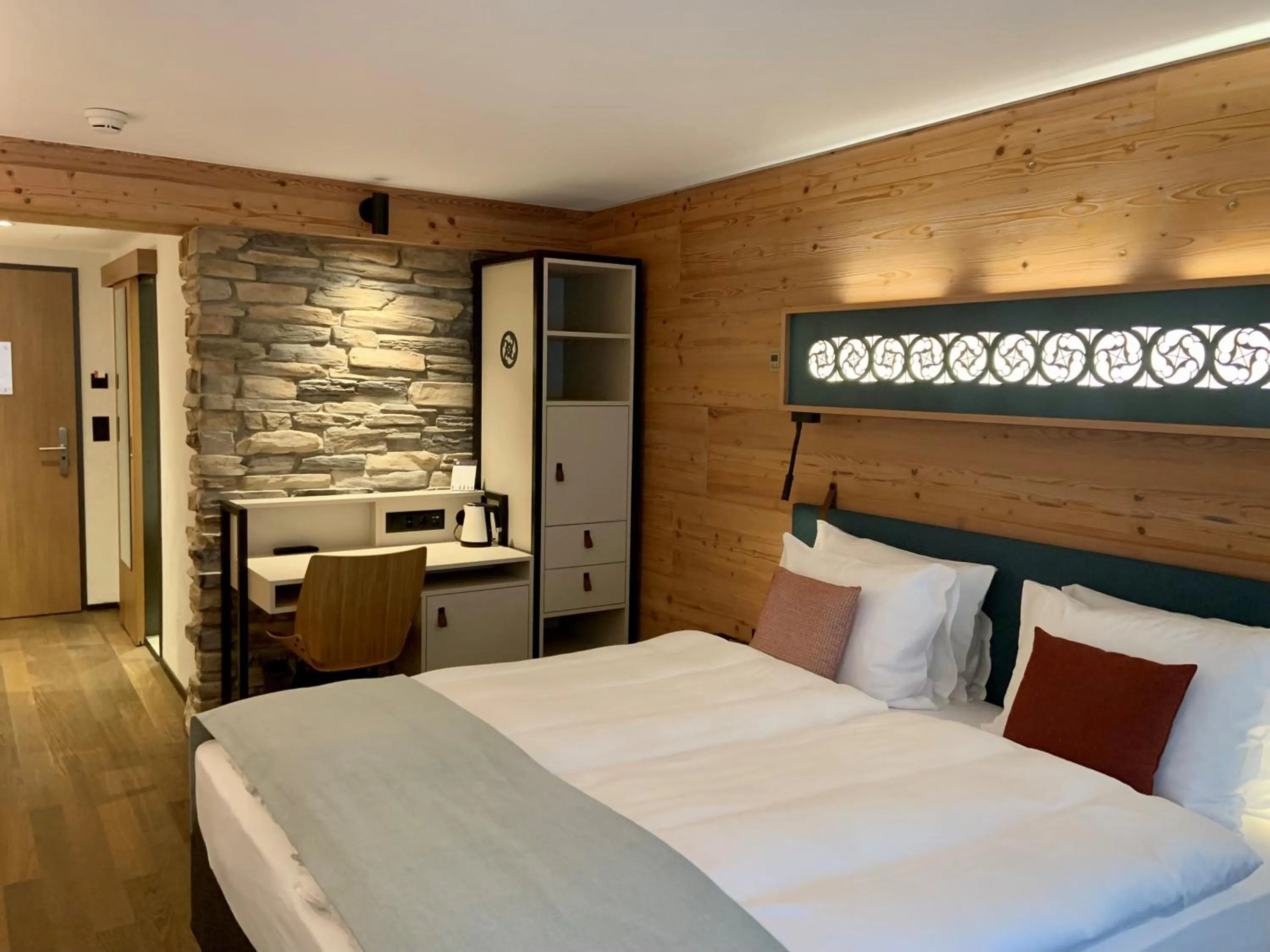 Photo of the whole room, Bed in Hotel Interlaken