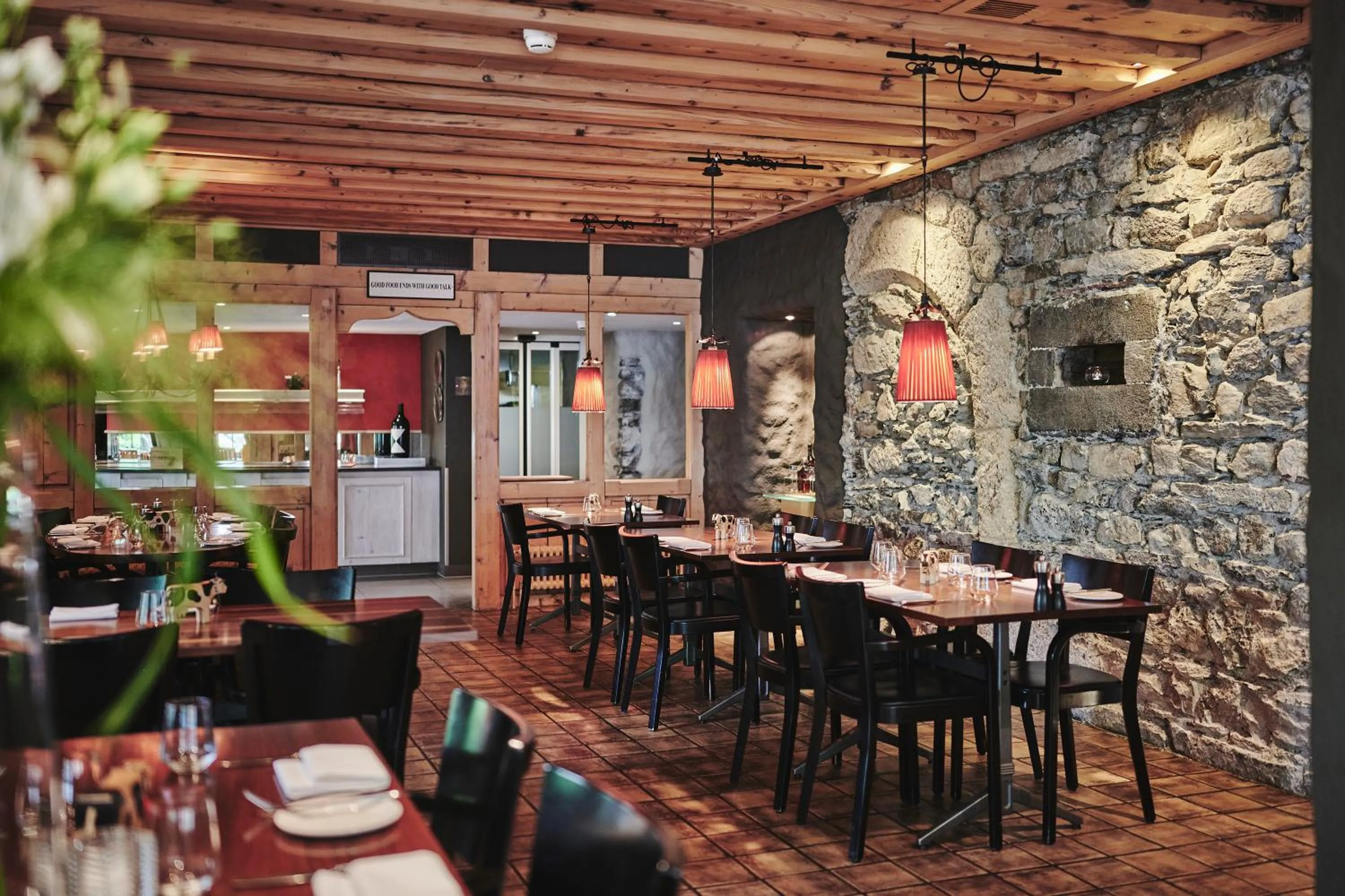 Restaurant/places to eat in Hotel Interlaken