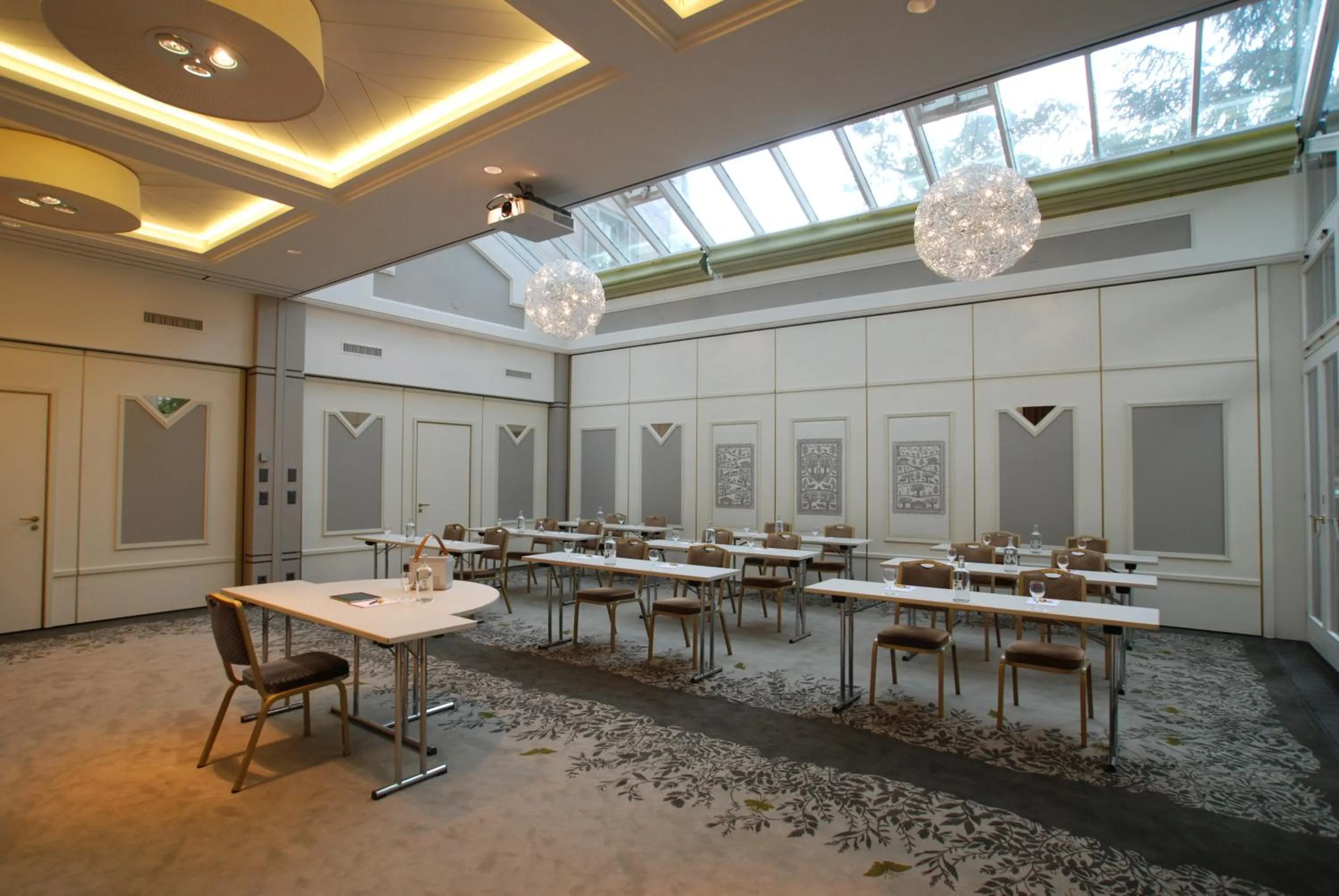 Meeting/conference room in Hotel Interlaken