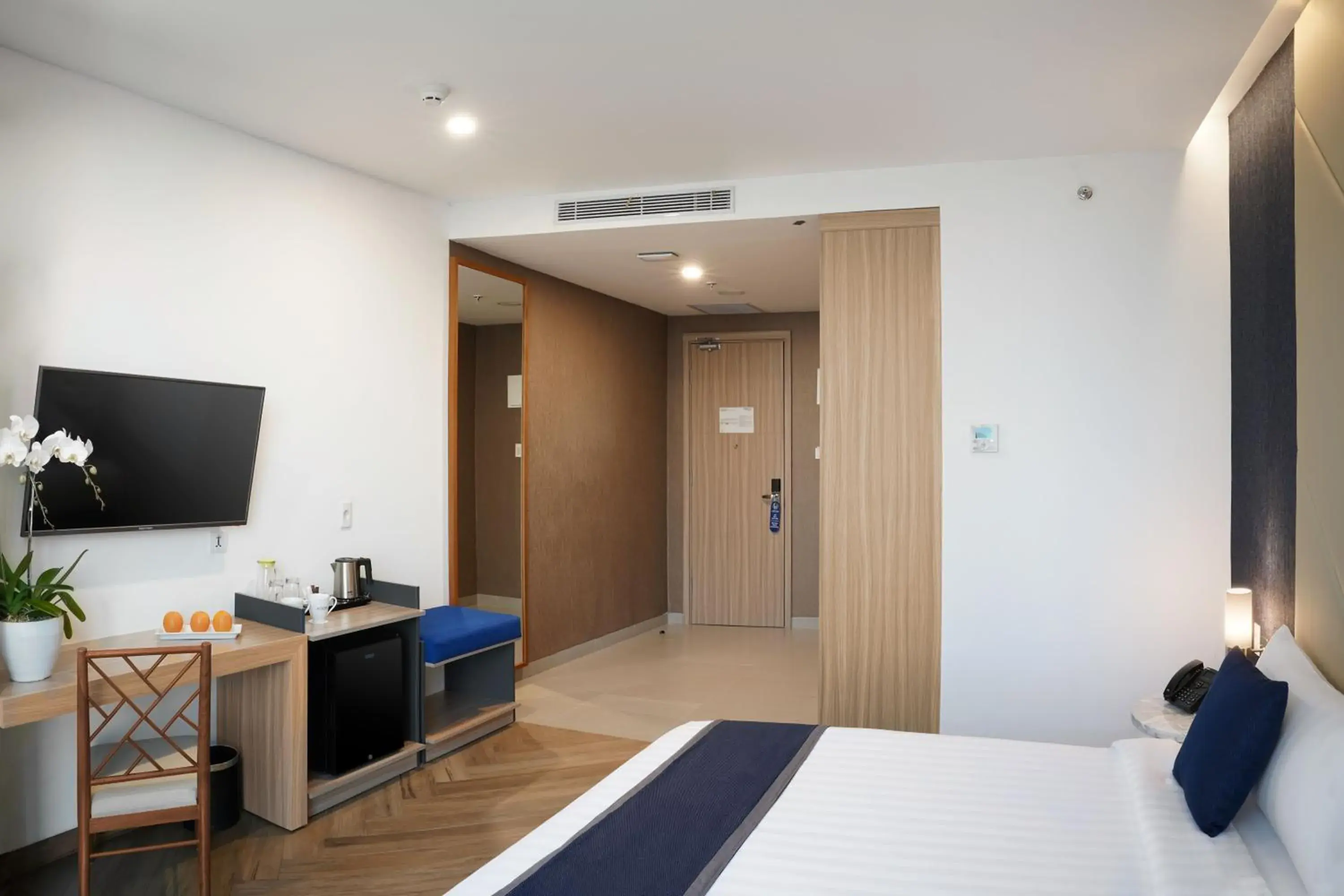 Bedroom, Bed in Aston Kemayoran City Hotel