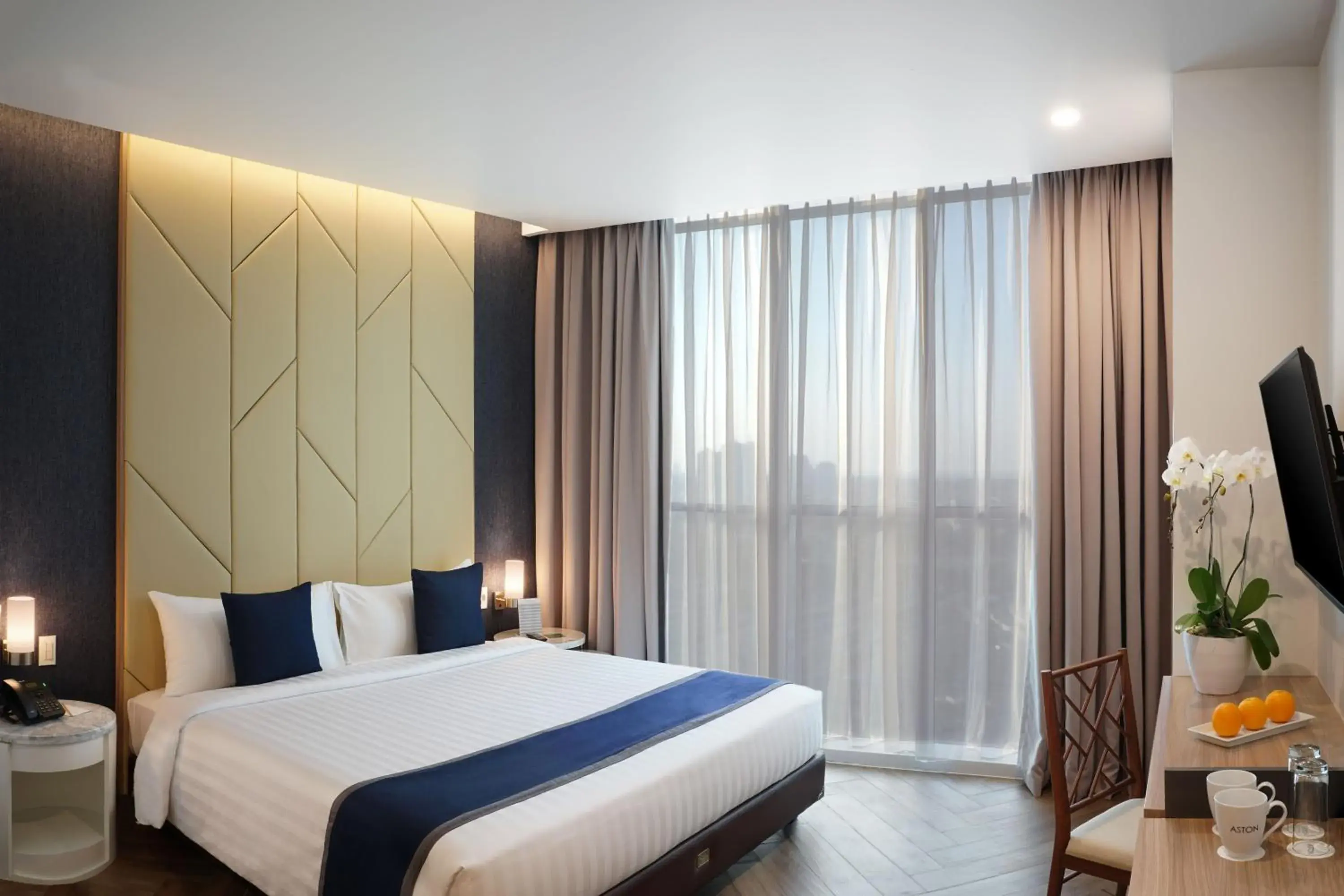 Bedroom, Bed in Aston Kemayoran City Hotel