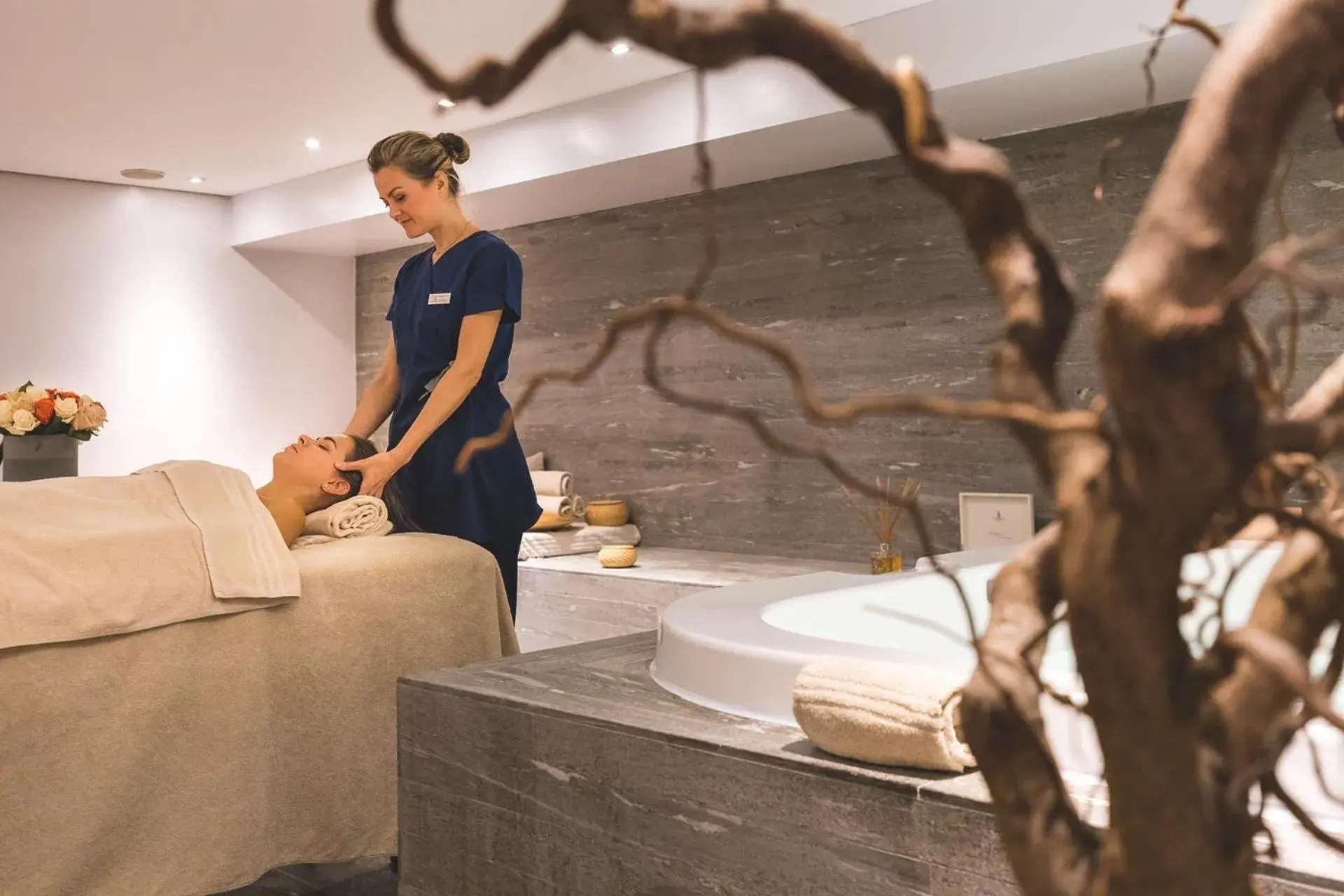 Spa and wellness centre/facilities in Villa Sassa Spa and wellness centre/facilities in Villa Sassa