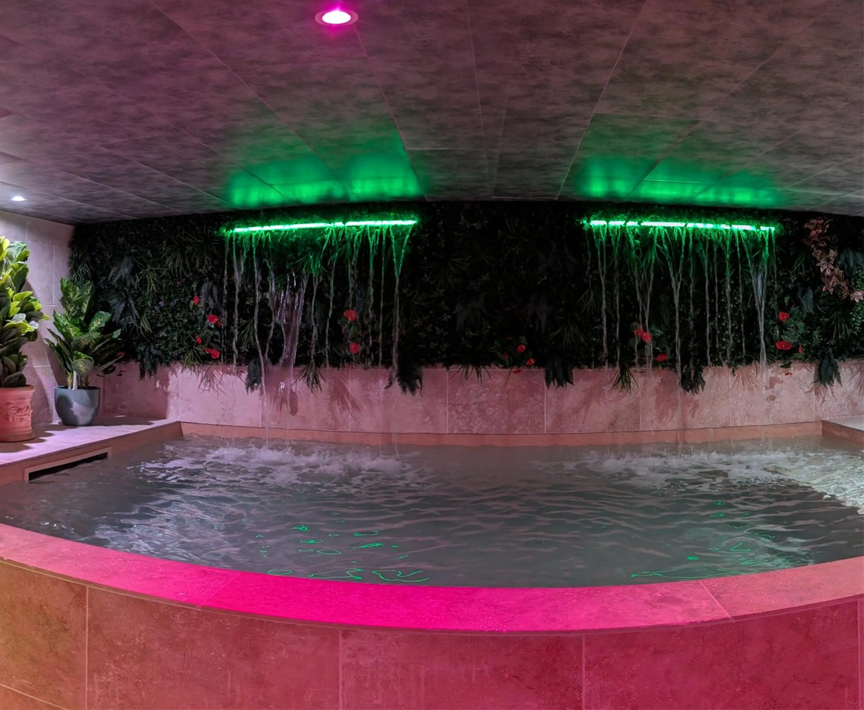 Hot Tub in Hostelry Music Repetition