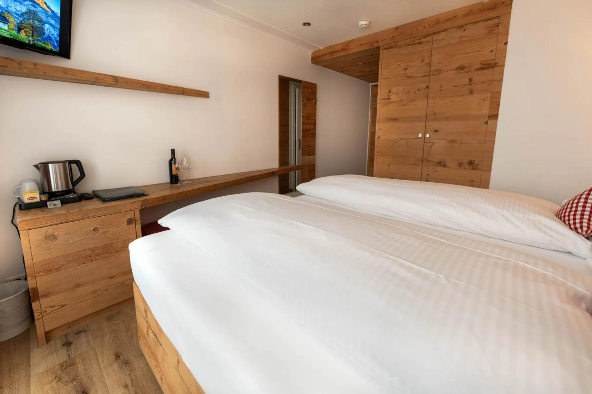 Bed in Hotel Bernerhof Grindelwald