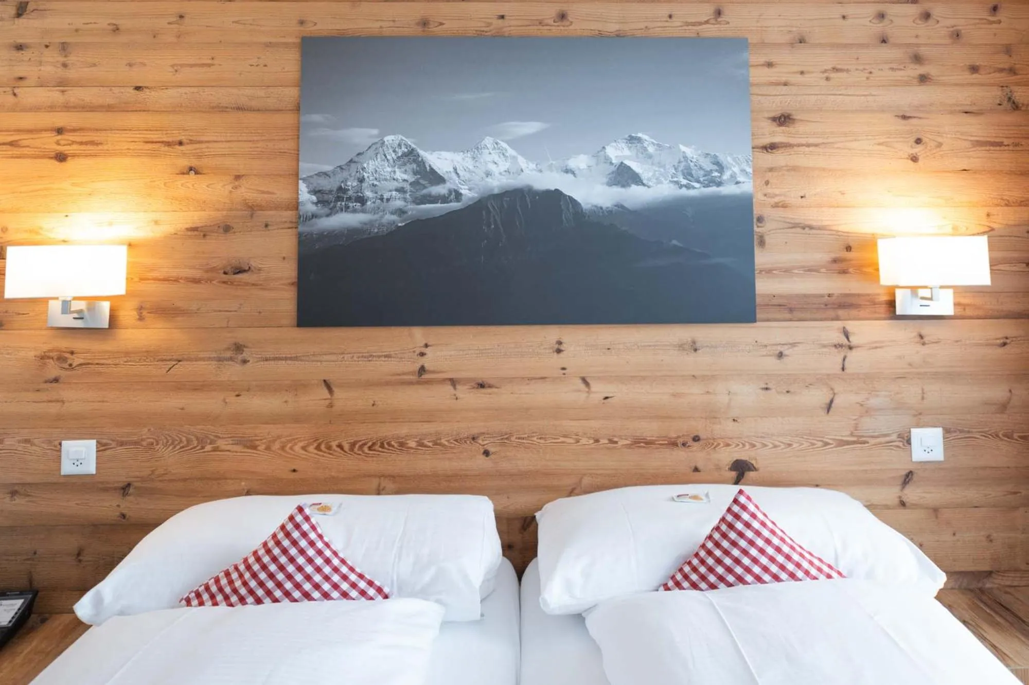 Bed in Hotel Bernerhof Grindelwald