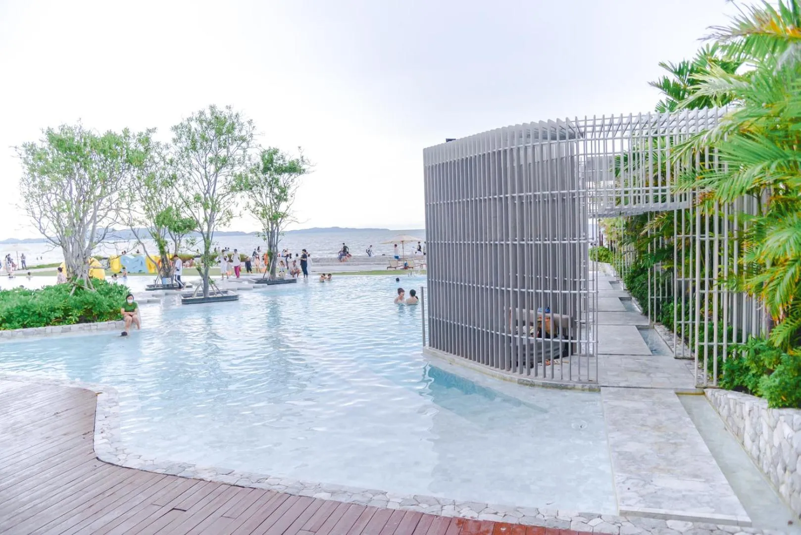 Swimming pool in Veranda Residence Pattaya Nice Monthly rate available now