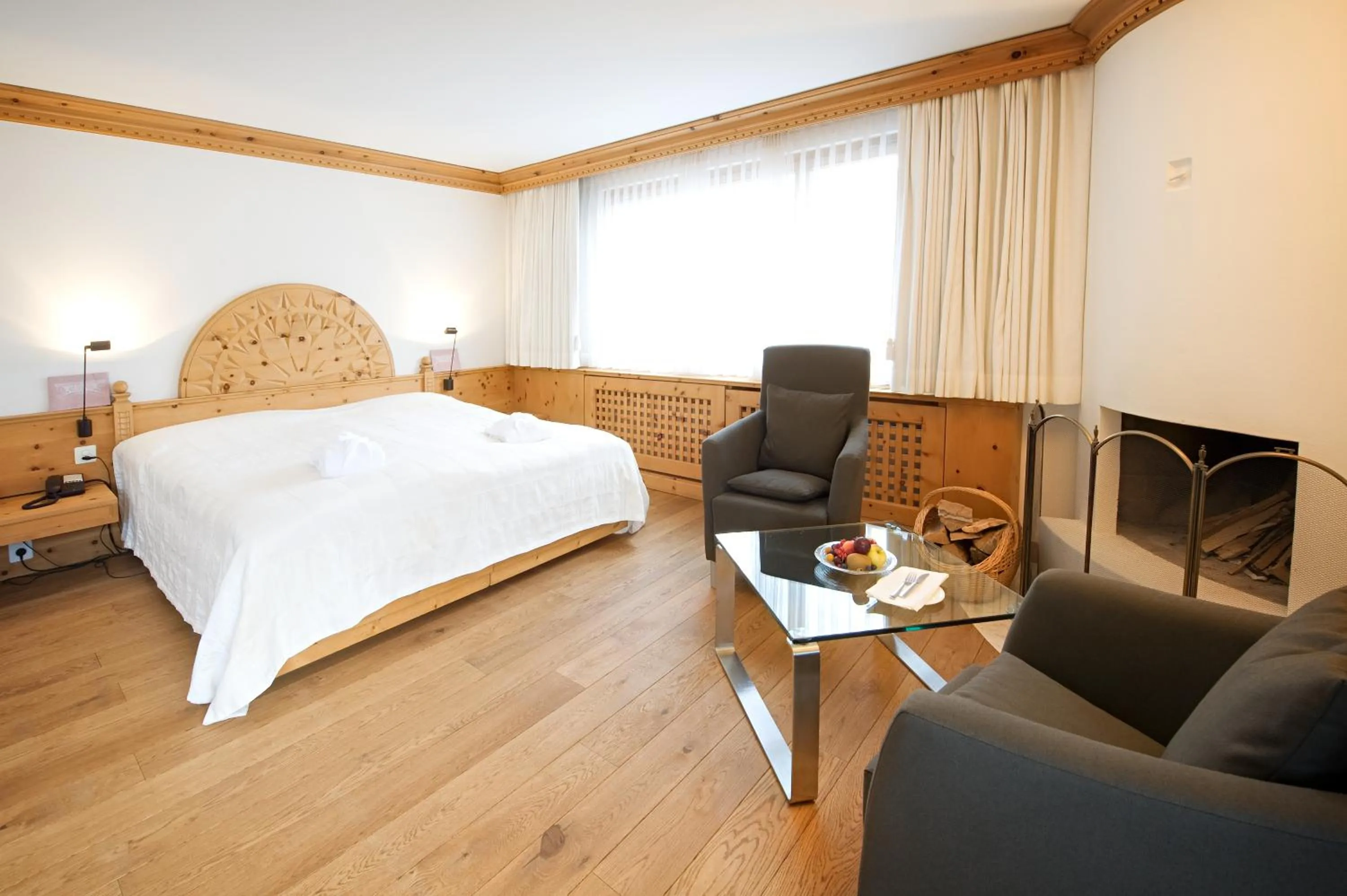 Photo of the whole room, Bed in Albana Hotel Silvaplana