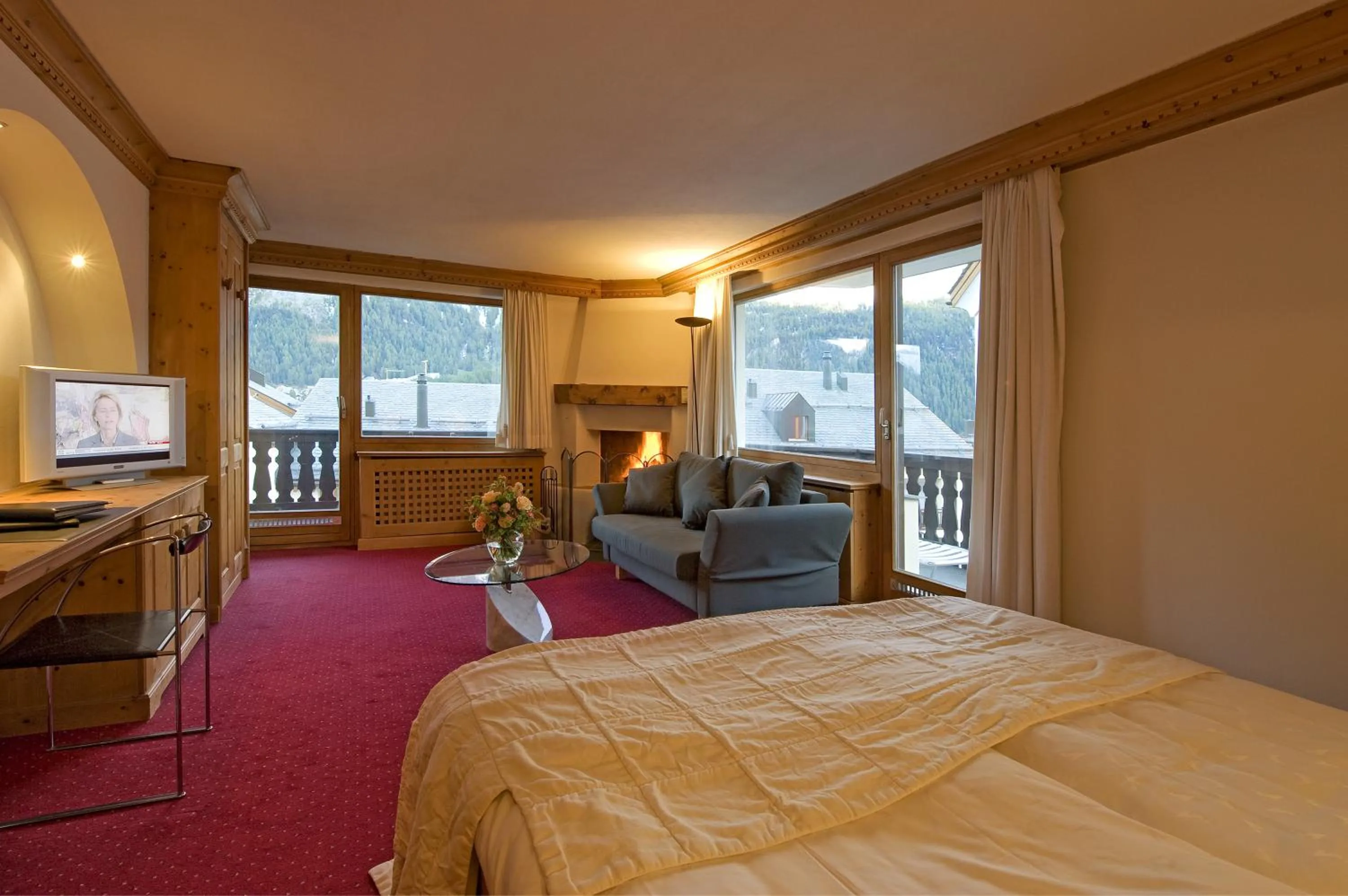 Photo of the whole room, Bed in Albana Hotel Silvaplana