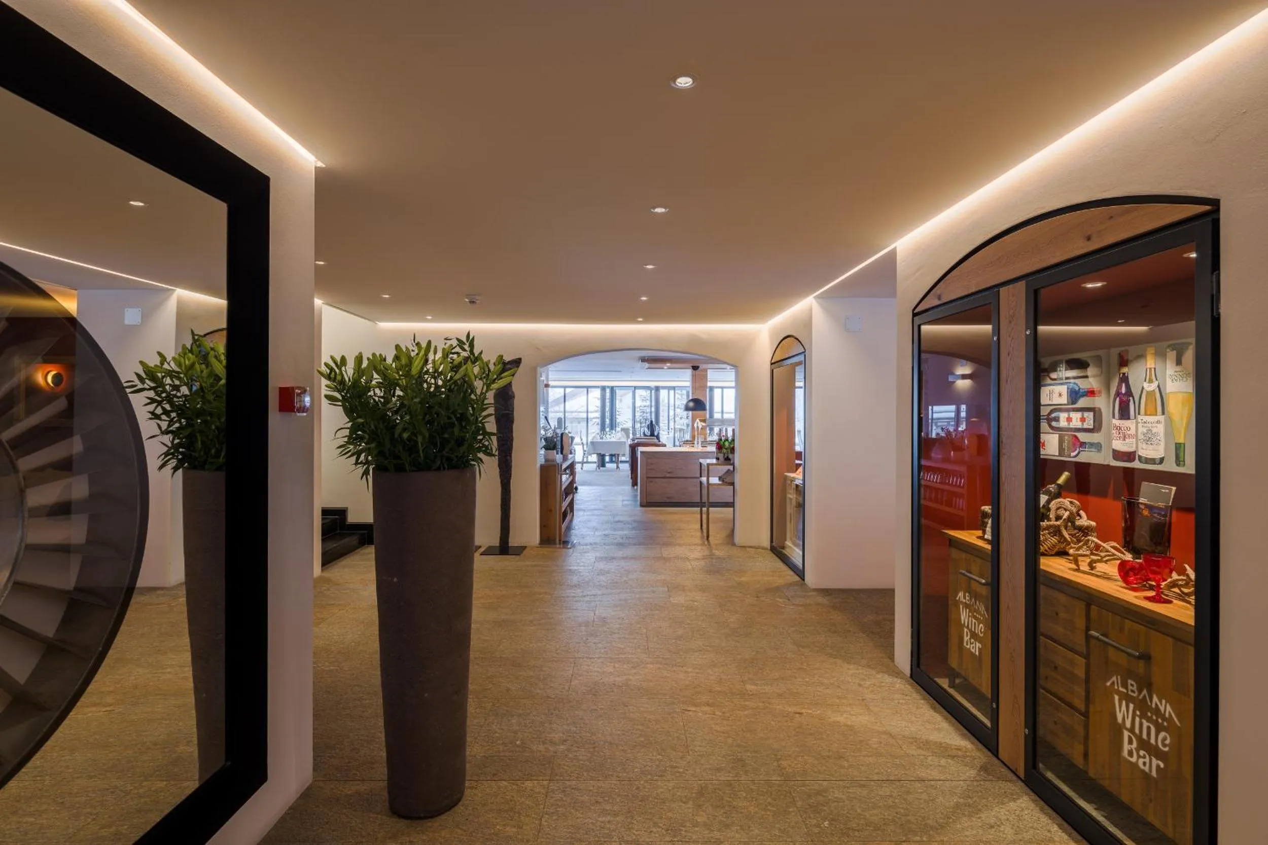 Lobby or reception in Albana Hotel Silvaplana