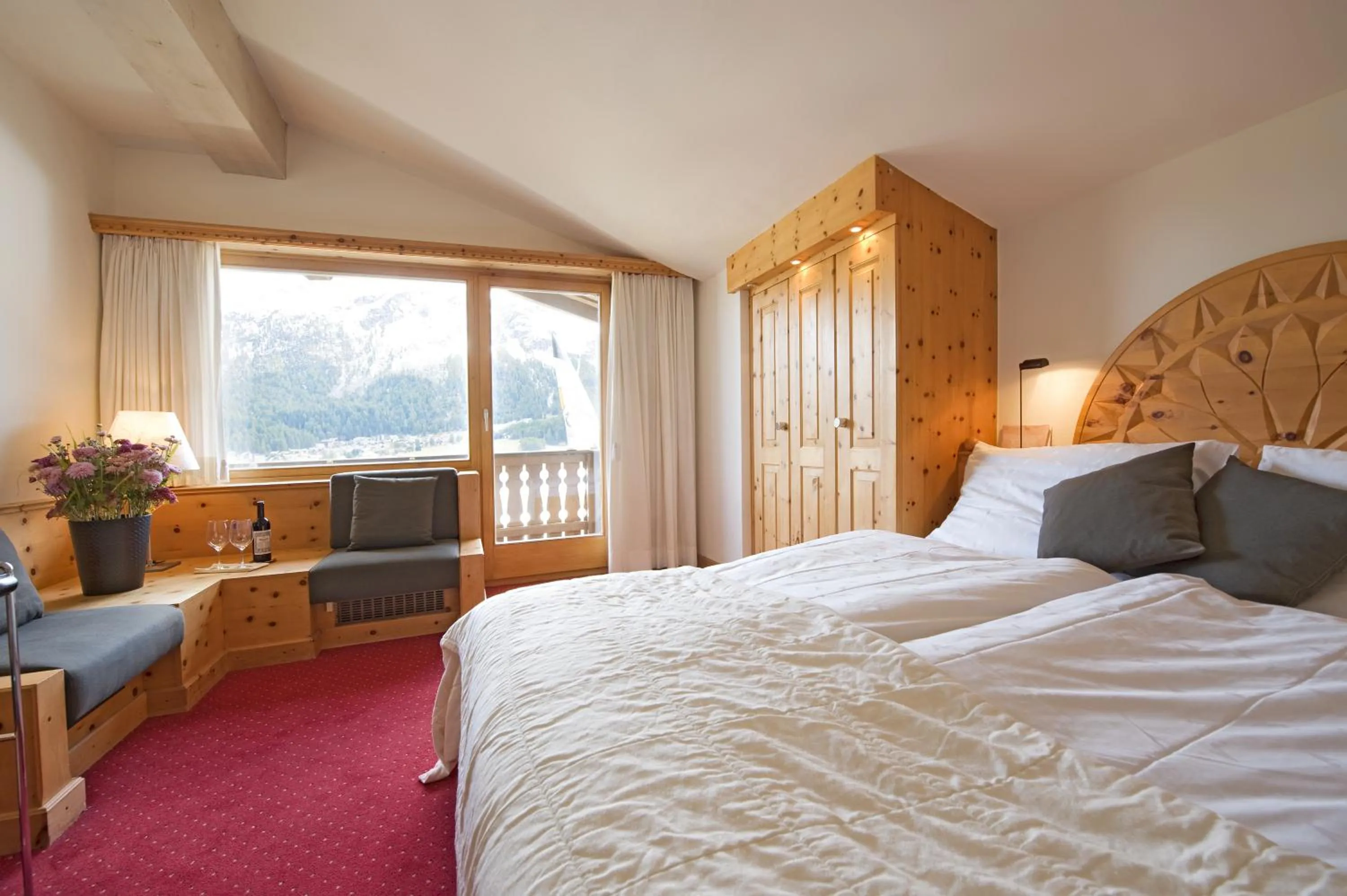 Photo of the whole room, Bed in Albana Hotel Silvaplana