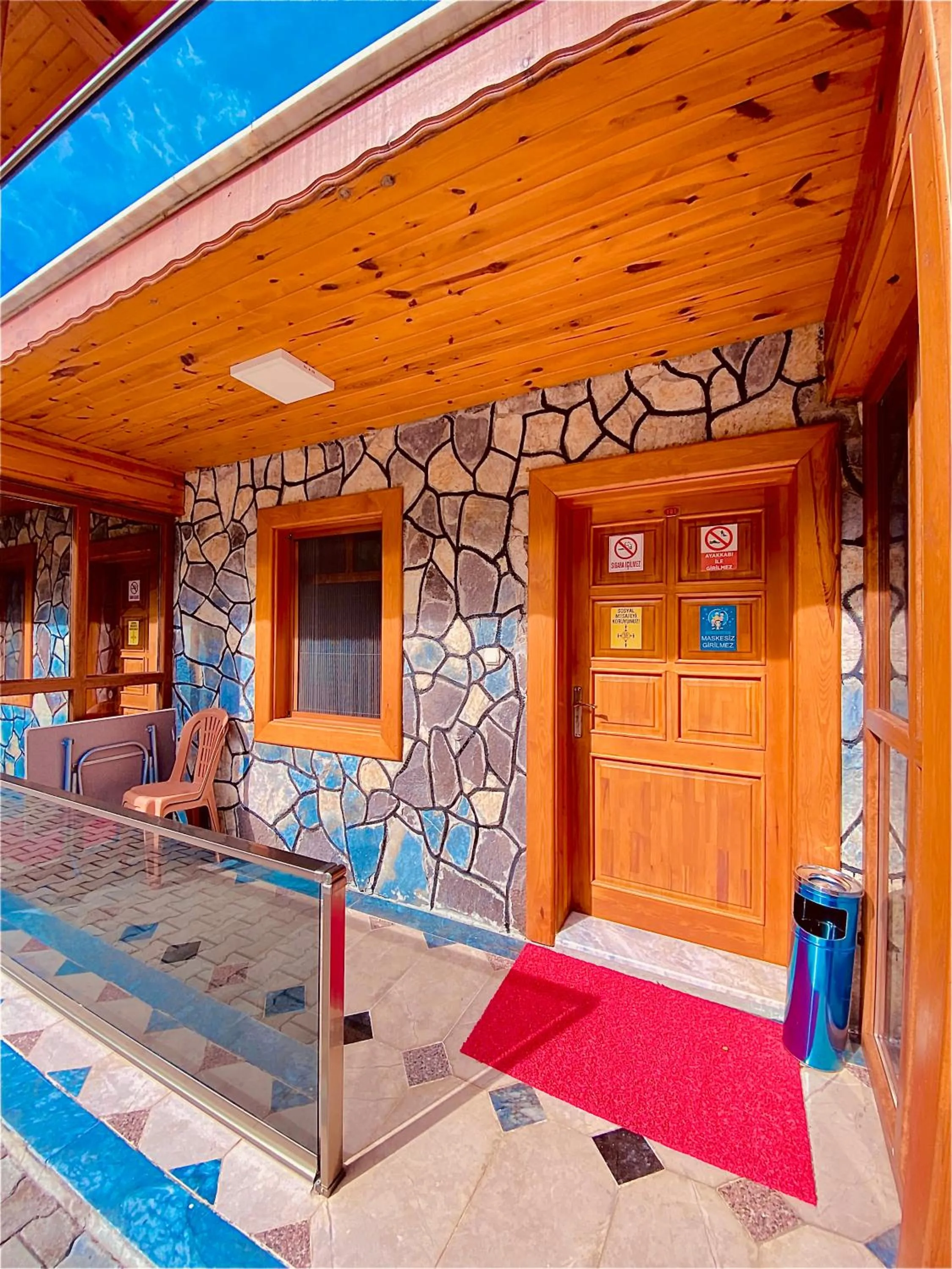 Facade/entrance in Konak Grand Apart