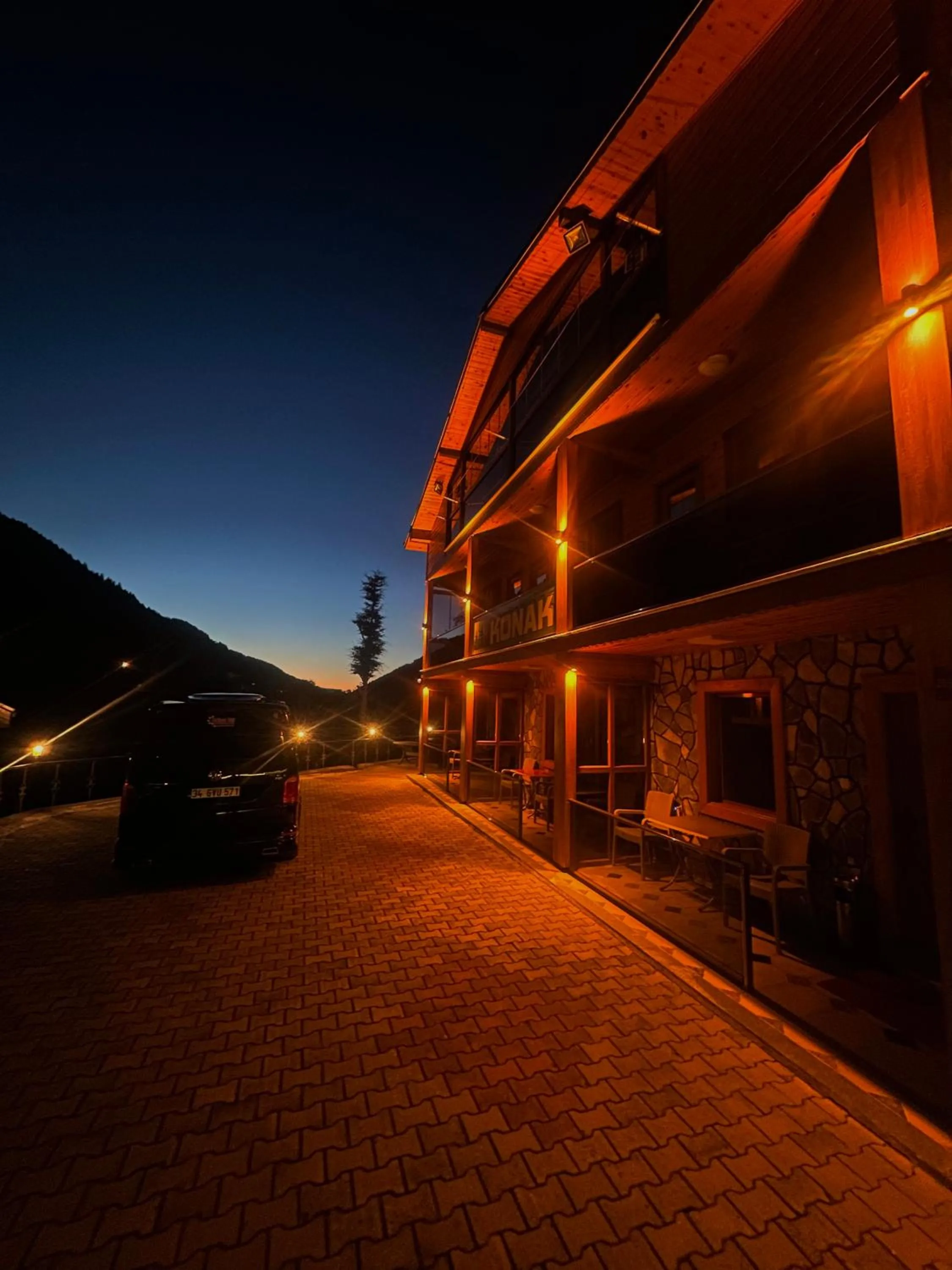 Property building in Konak Grand Apart