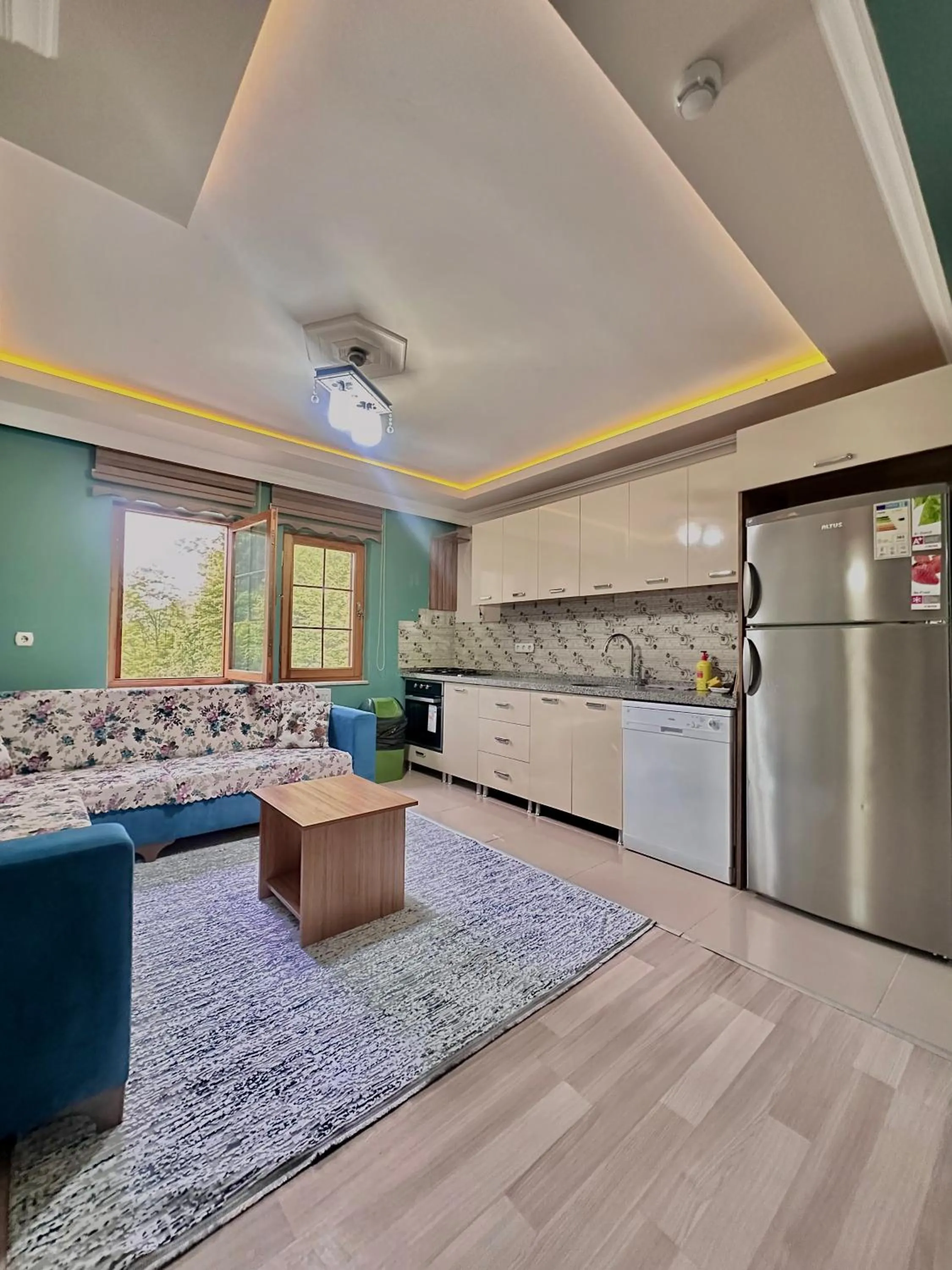 Kitchen or kitchenette in Konak Grand Apart