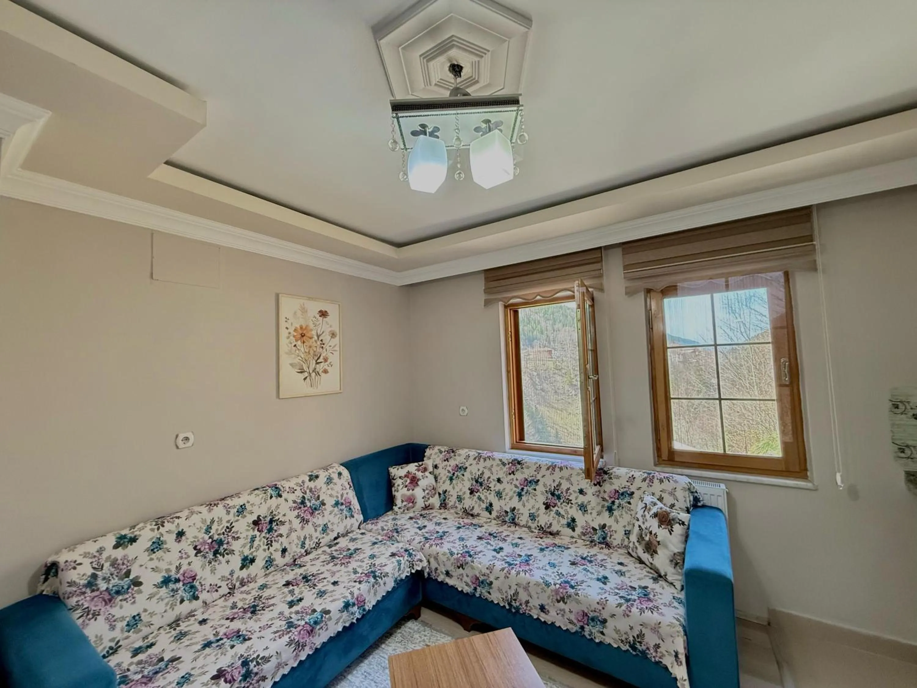 Living room, Bed in Konak Grand Apart