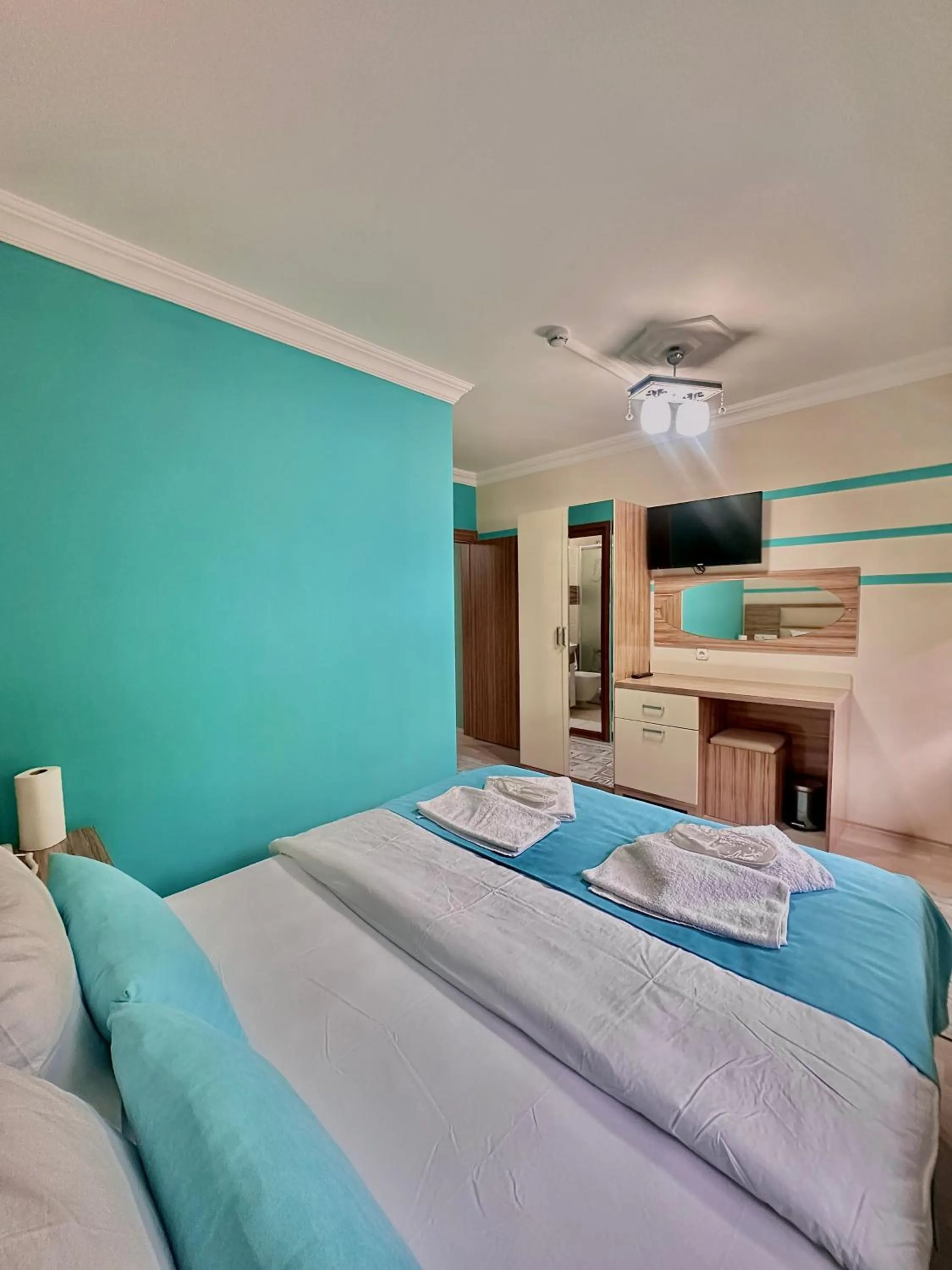 Photo of the whole room, Bed in Konak Grand Apart