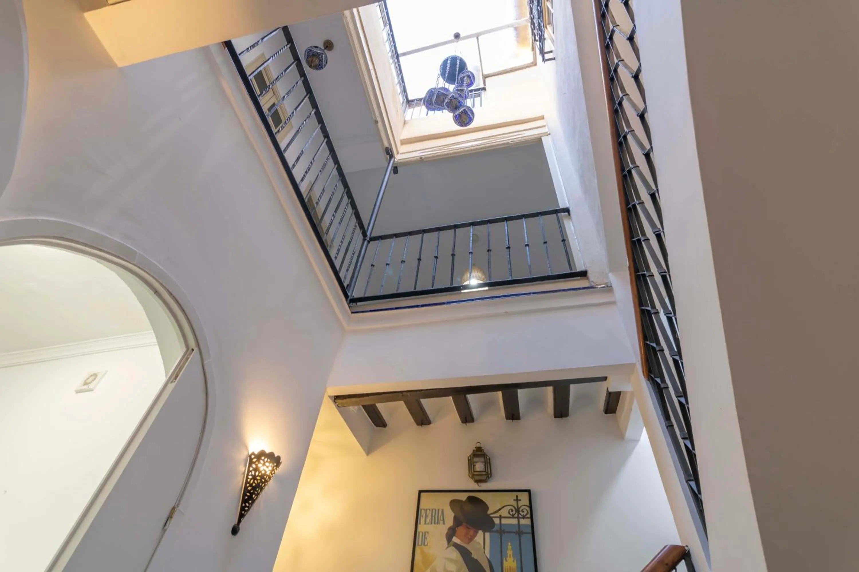 House -Rooftop&Jacuzzi -StayInSeville