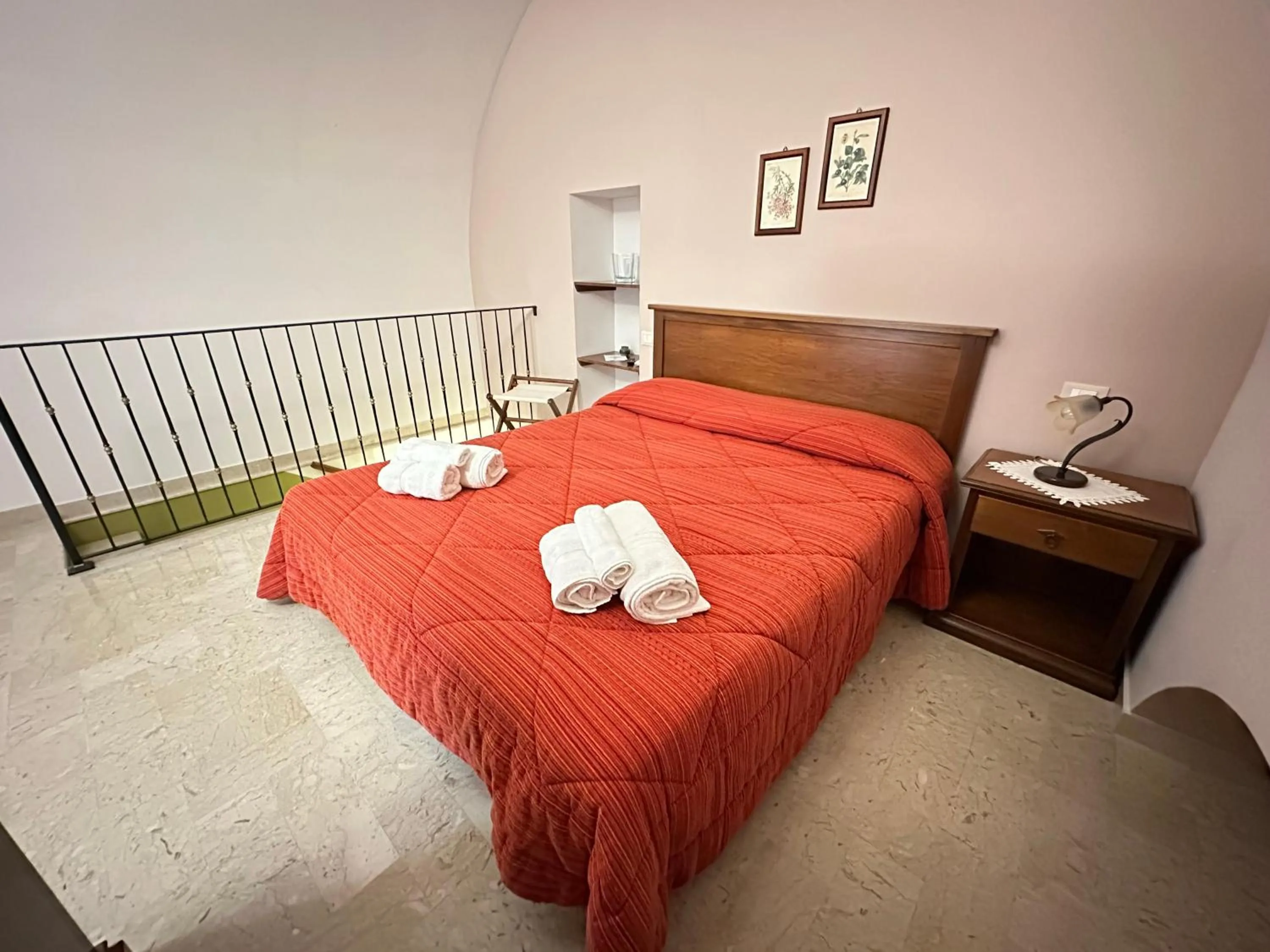 Bedroom, Bed in Historic B&B Apartments Home