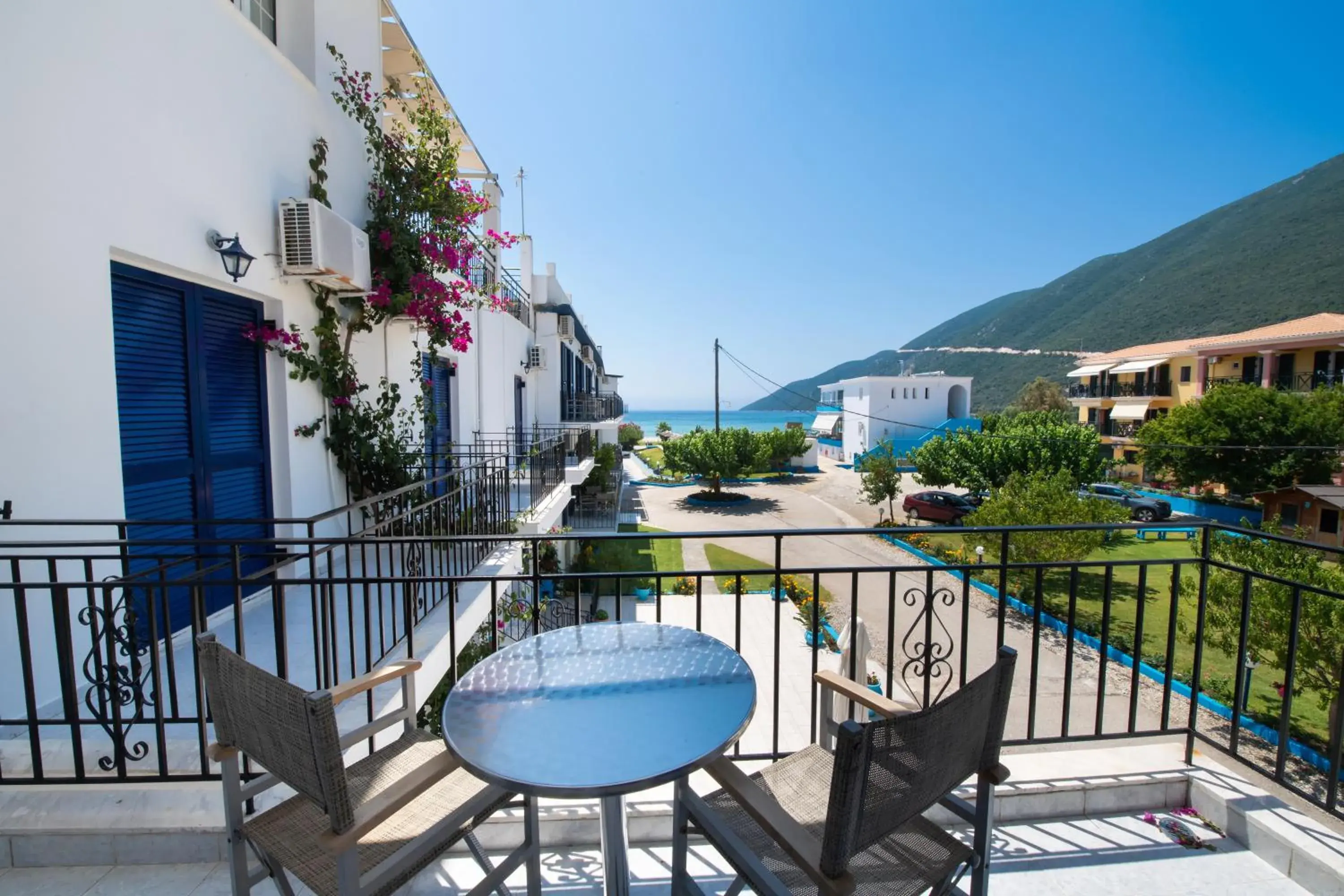 Property building in Surf Hotel Property building in Surf Hotel