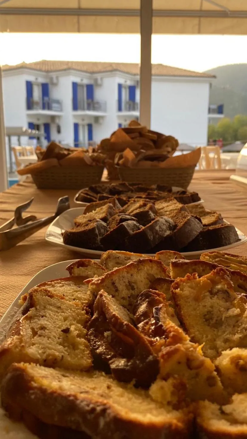 Breakfast in Surf Hotel