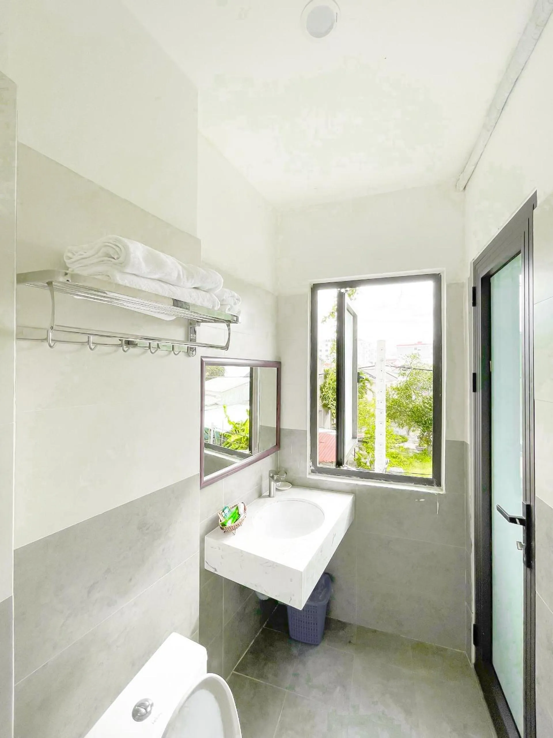 Shower in Bap Homestay
