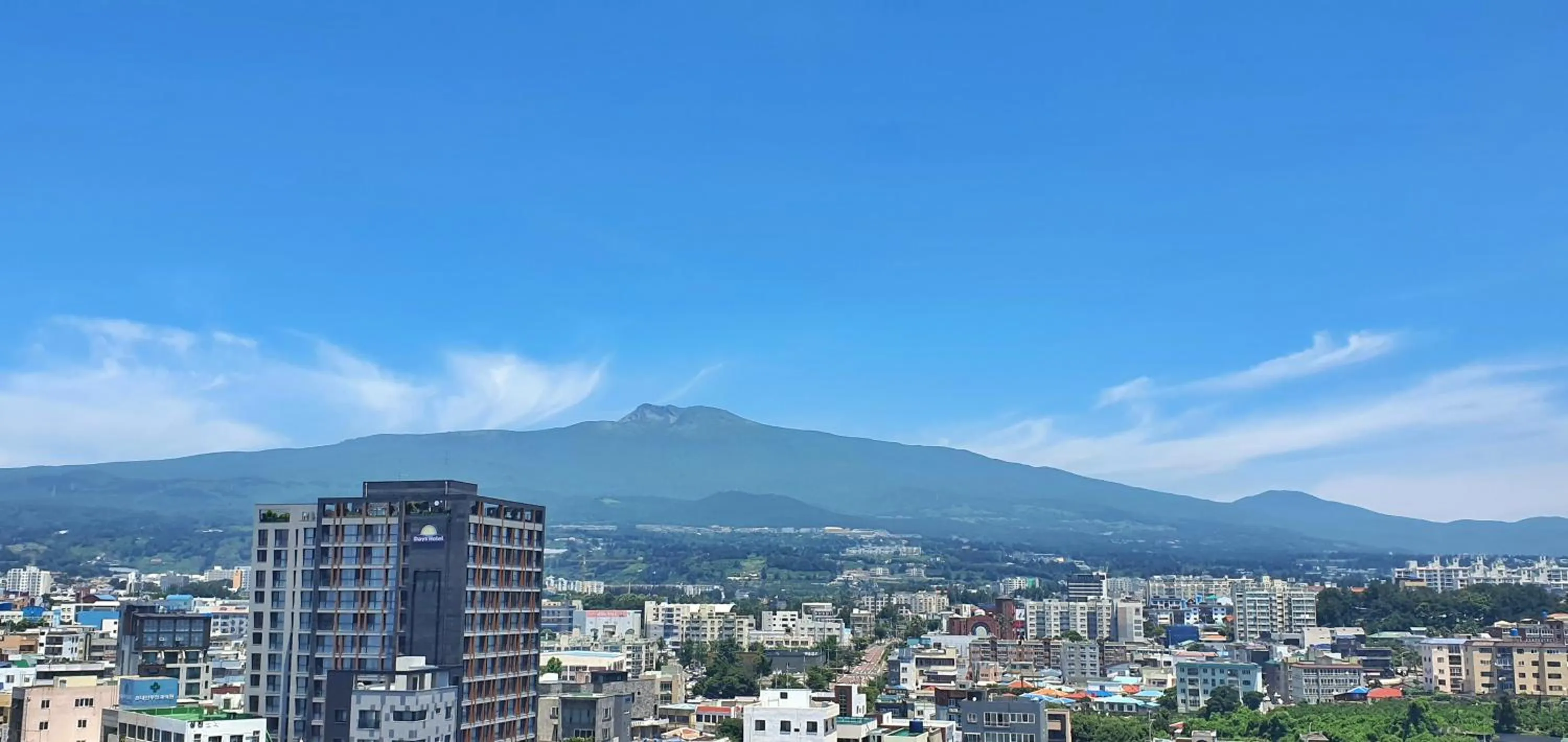 Natural landscape in Cornerstone Hotel