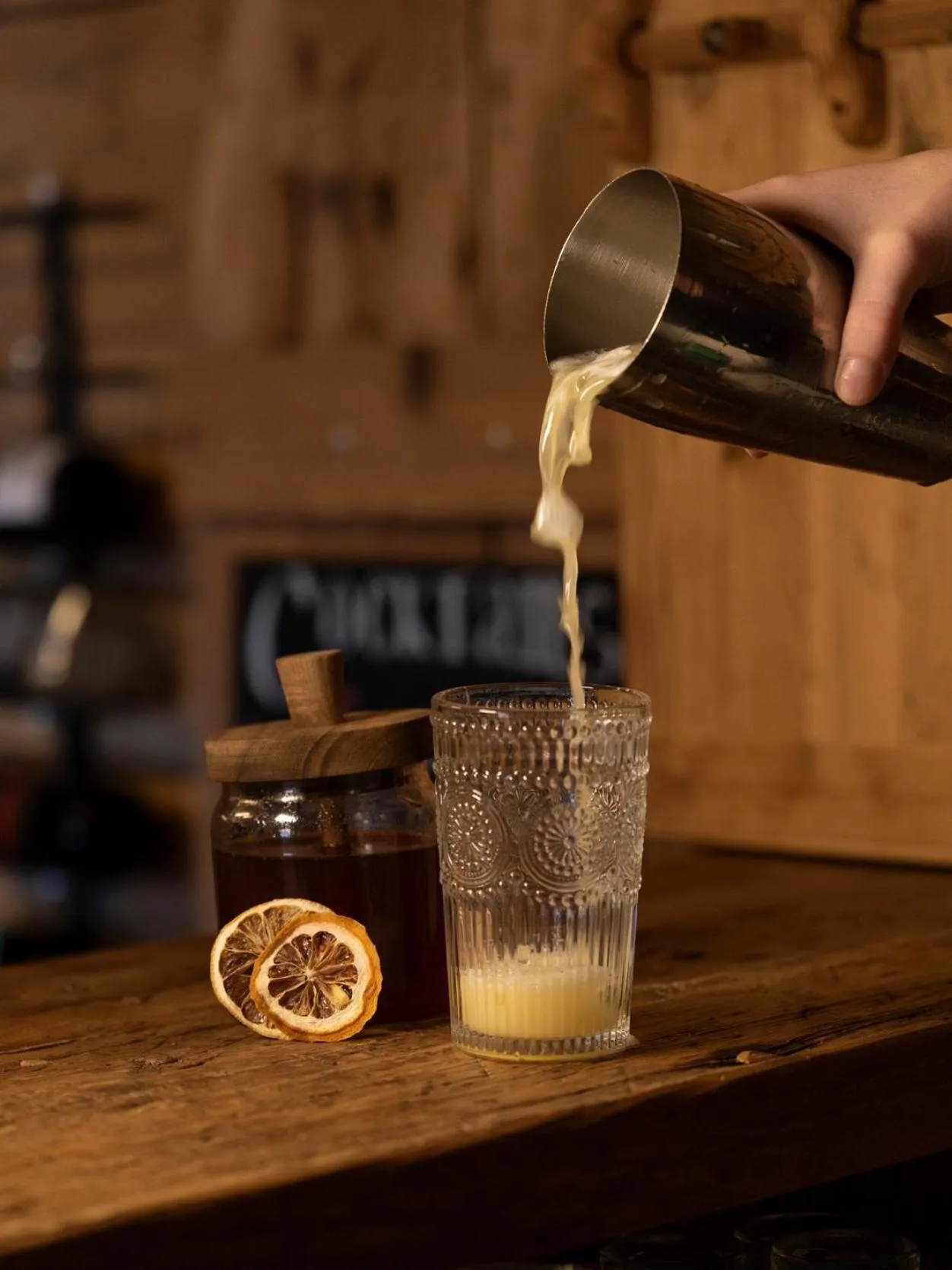Lounge or bar in Hôtel Le Grand Chalet