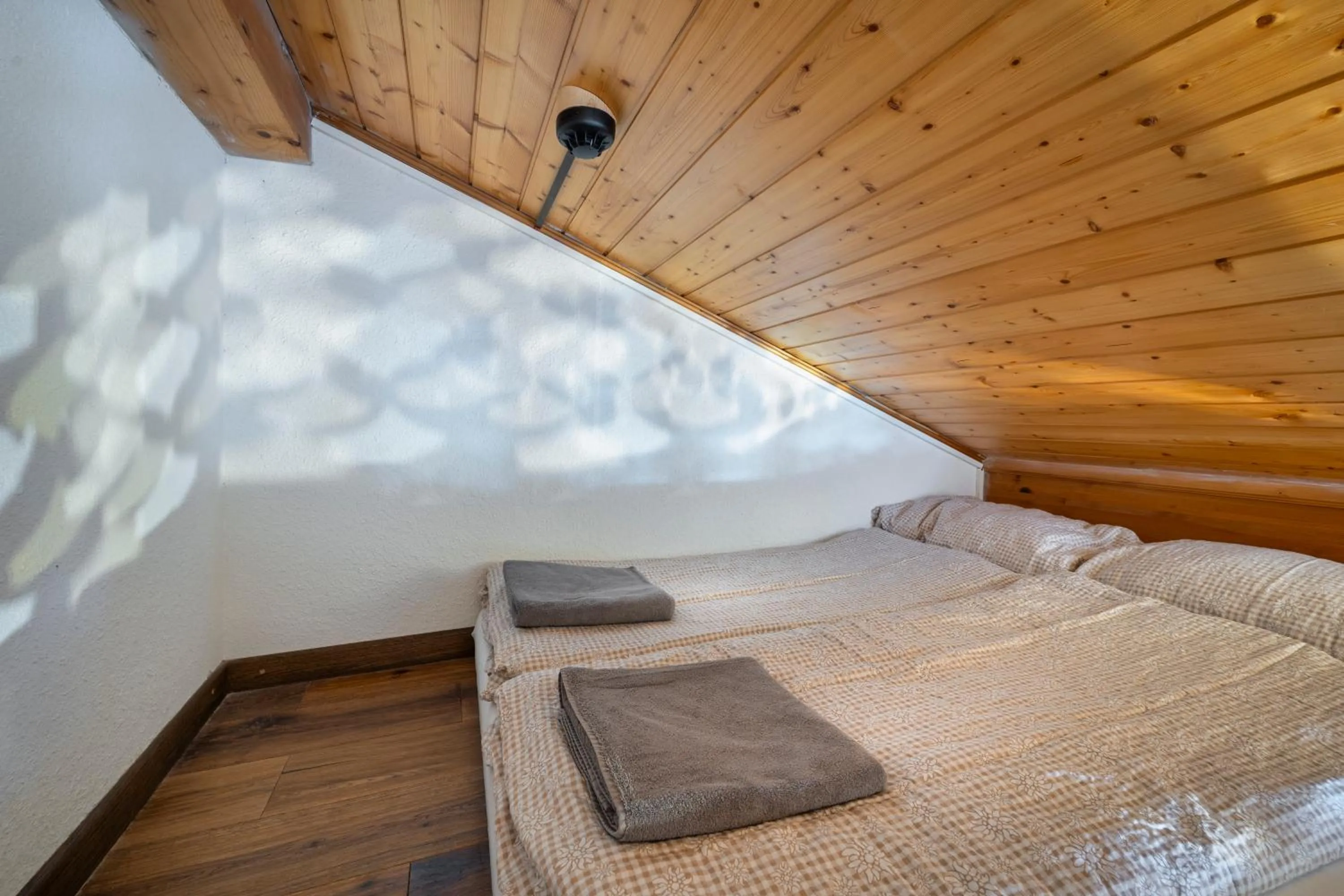 Bed in Hôtel Le Grand Chalet