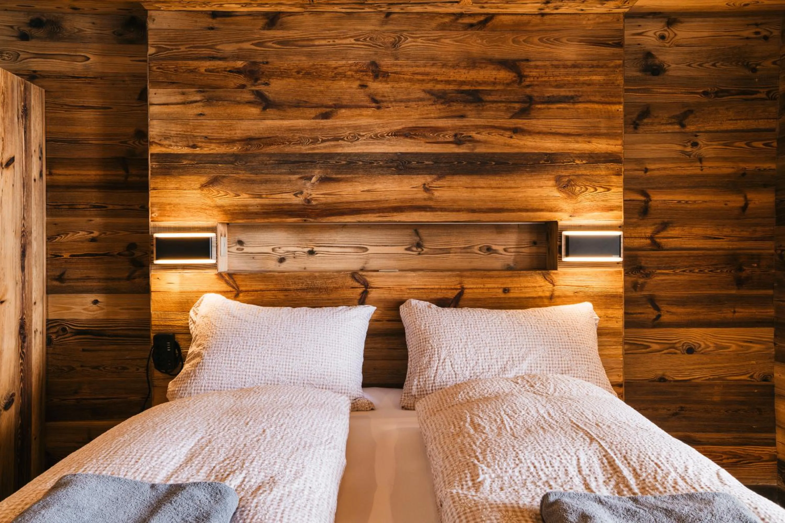 Bed in Hôtel Le Grand Chalet