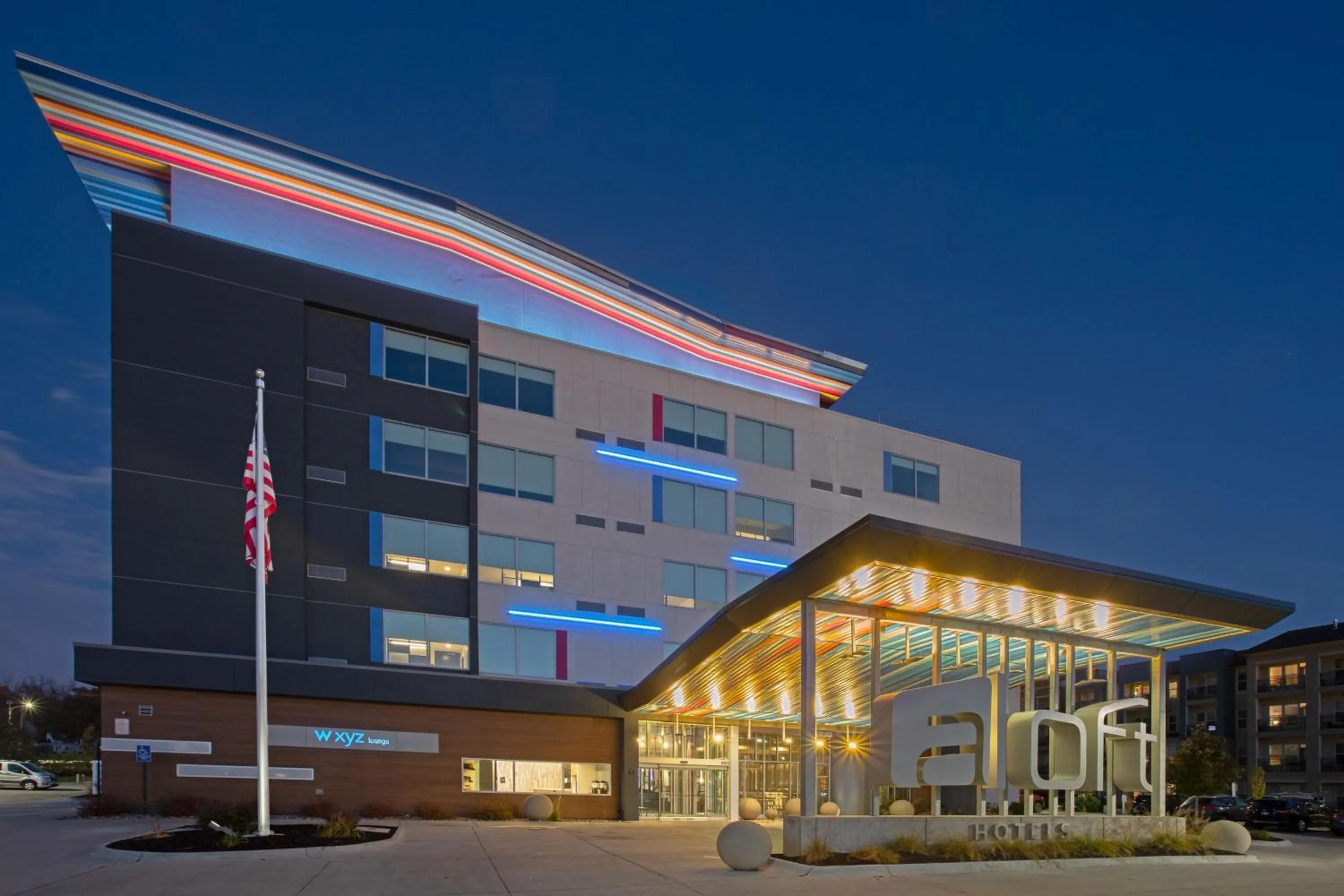 Property building in Aloft Omaha Aksarben Village