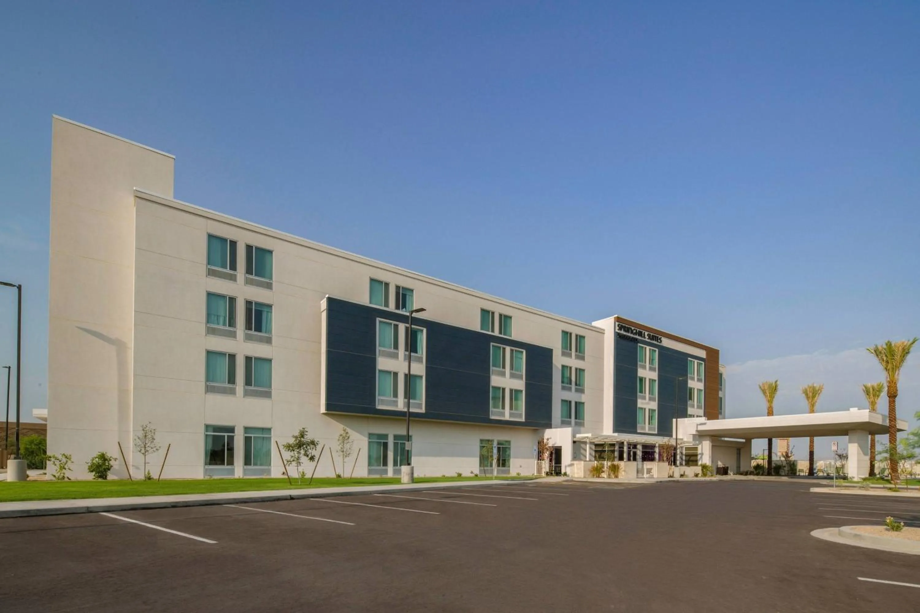 Property building in SpringHill Suites by Marriott Phoenix Goodyear