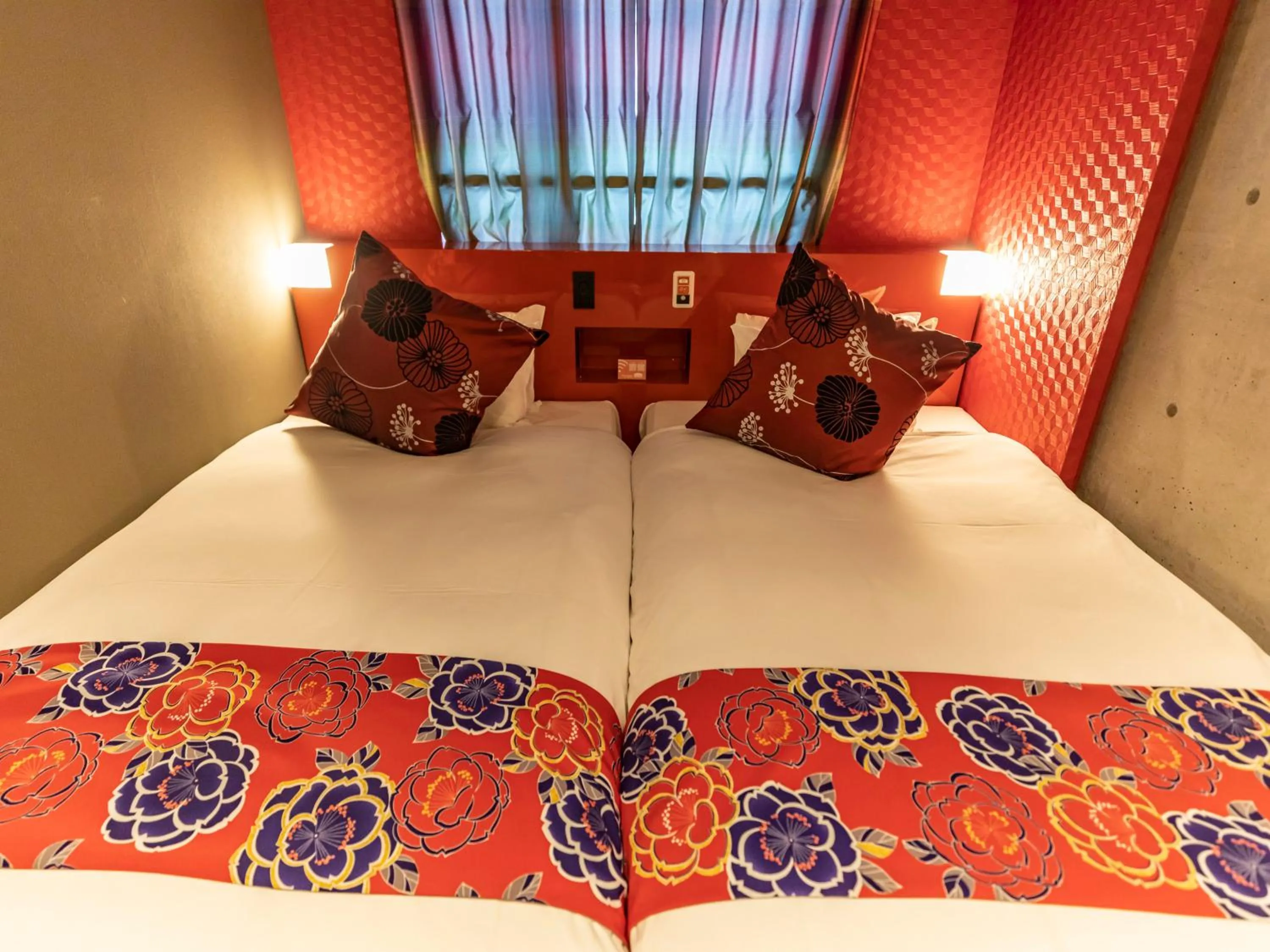 Bed in Hale Kyoto Tambaguchi Umekoji Park North