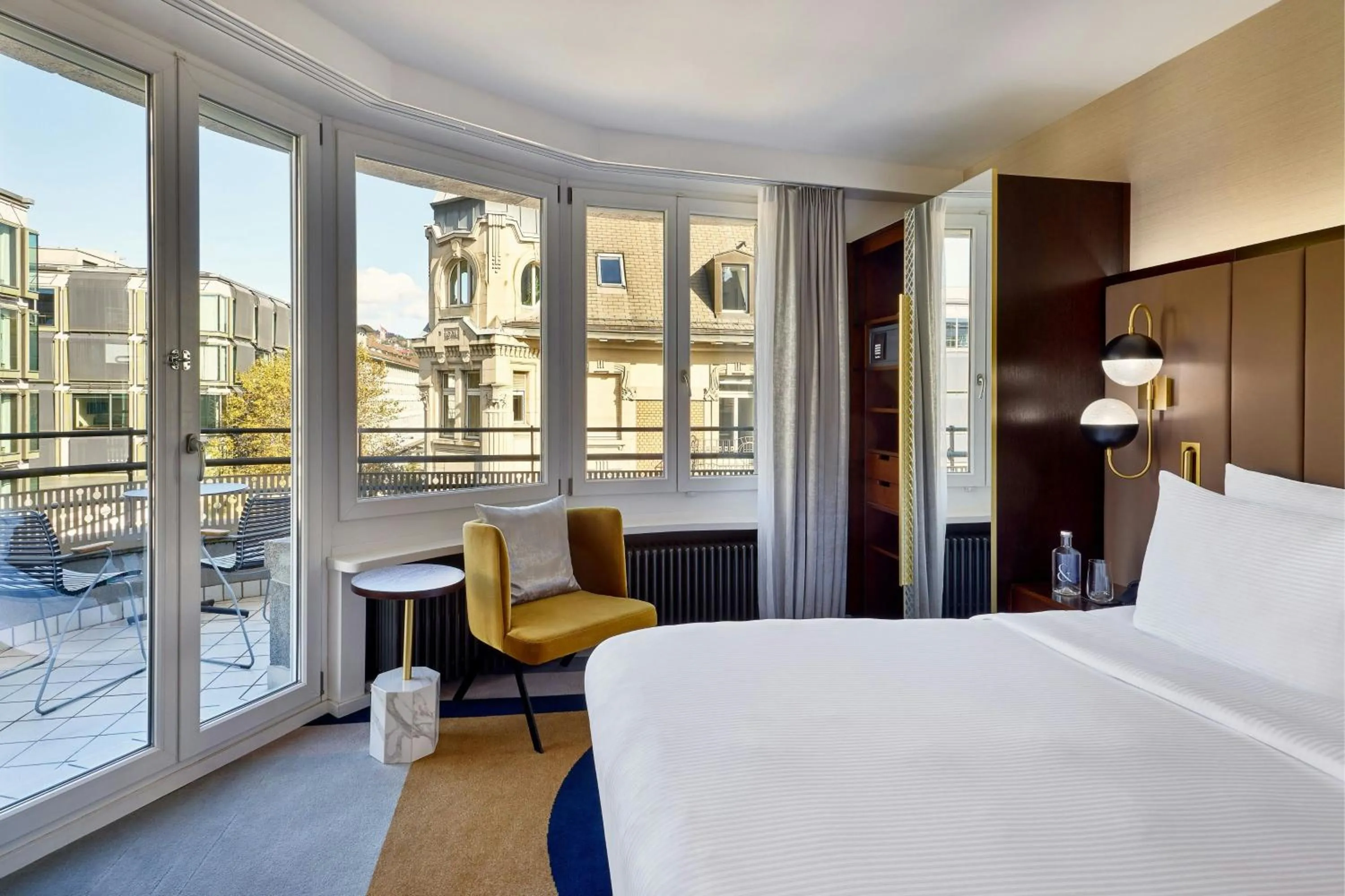 Bedroom, Bed in Neues Schloss Privat Hotel Zurich, Autograph Collection