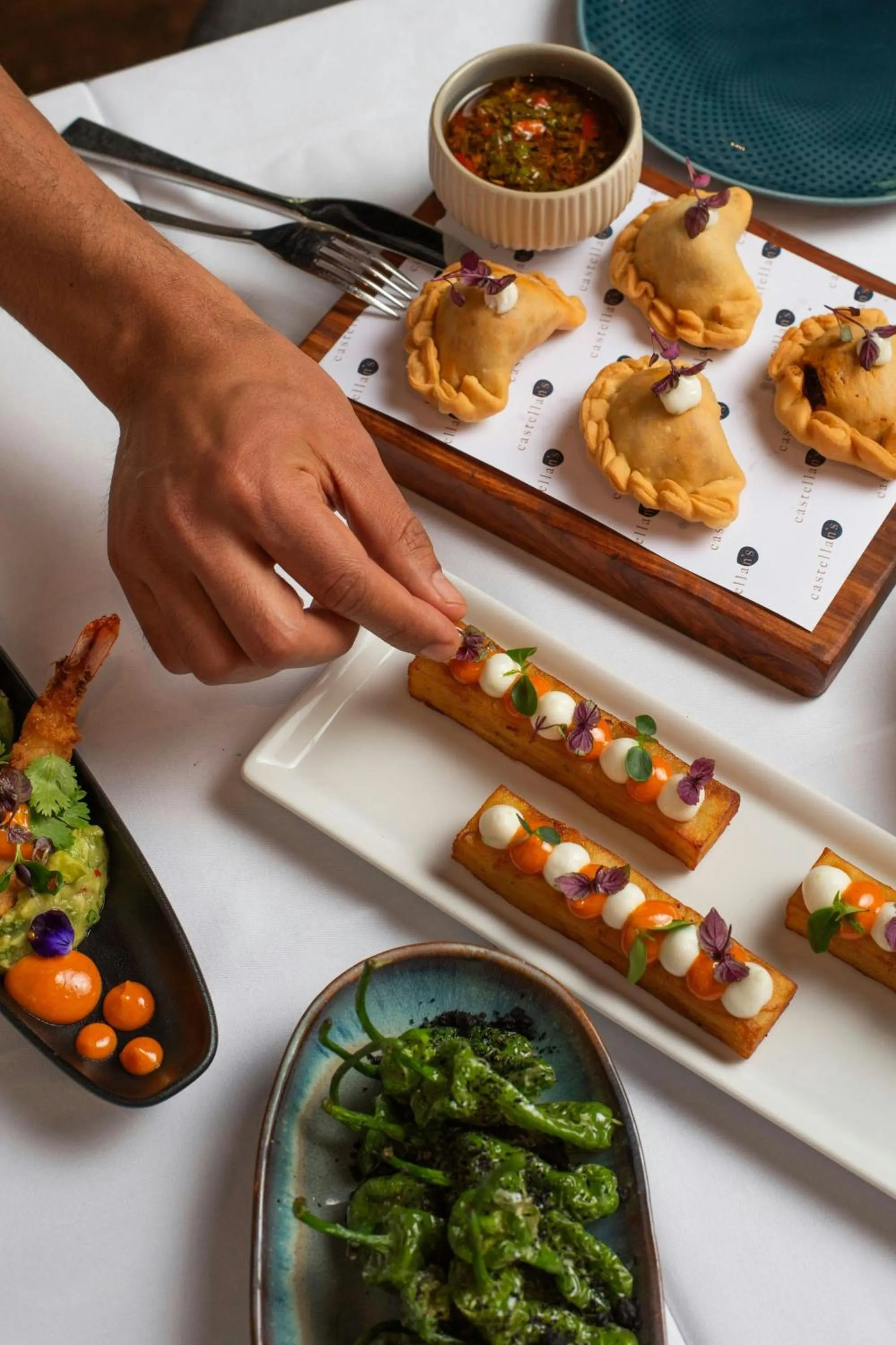 Restaurant/places to eat in Neues Schloss Privat Hotel Zurich, Autograph Collection