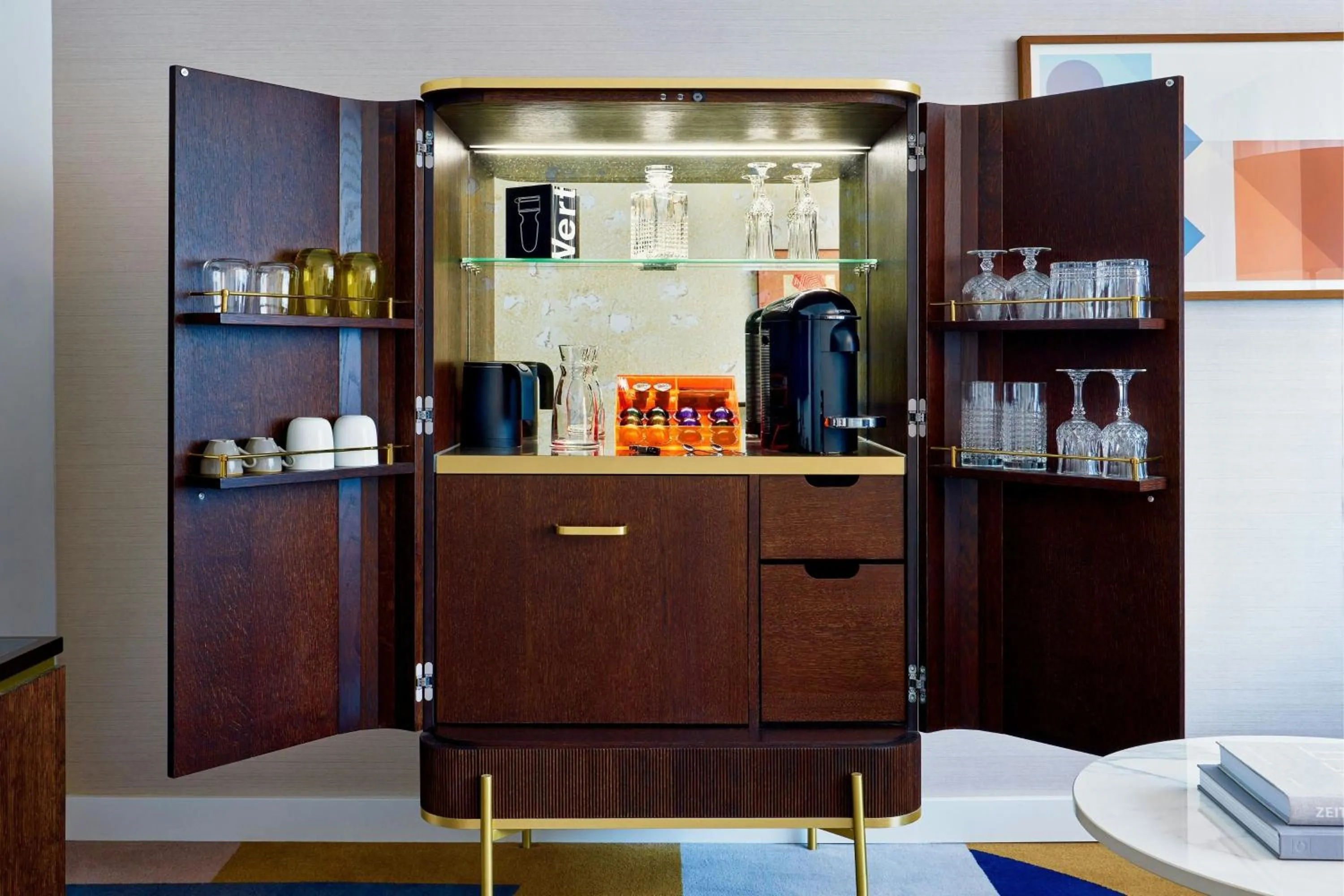 Lounge or bar in Neues Schloss Privat Hotel Zurich, Autograph Collection