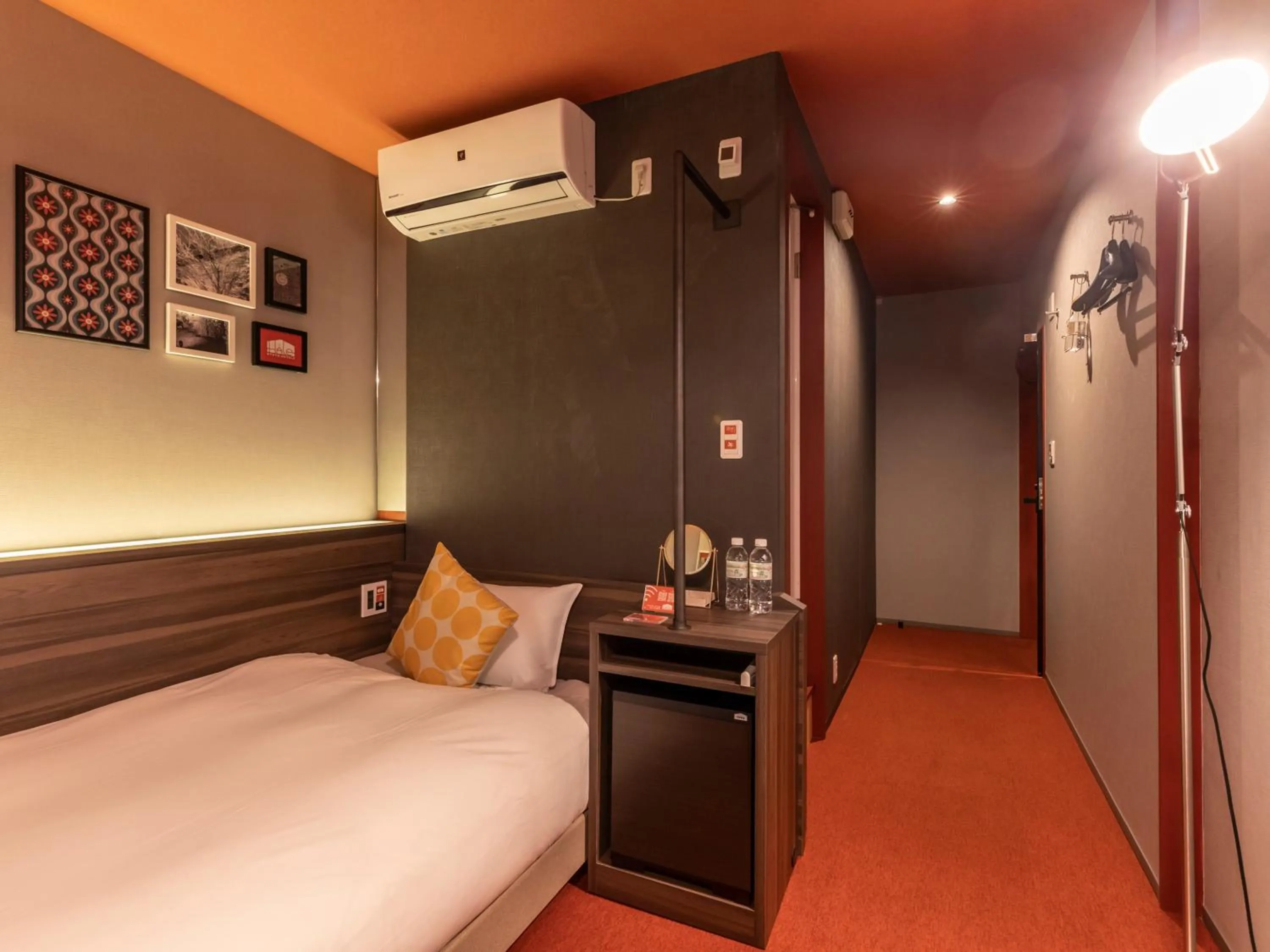 Bed in HALE Kyoto Toji