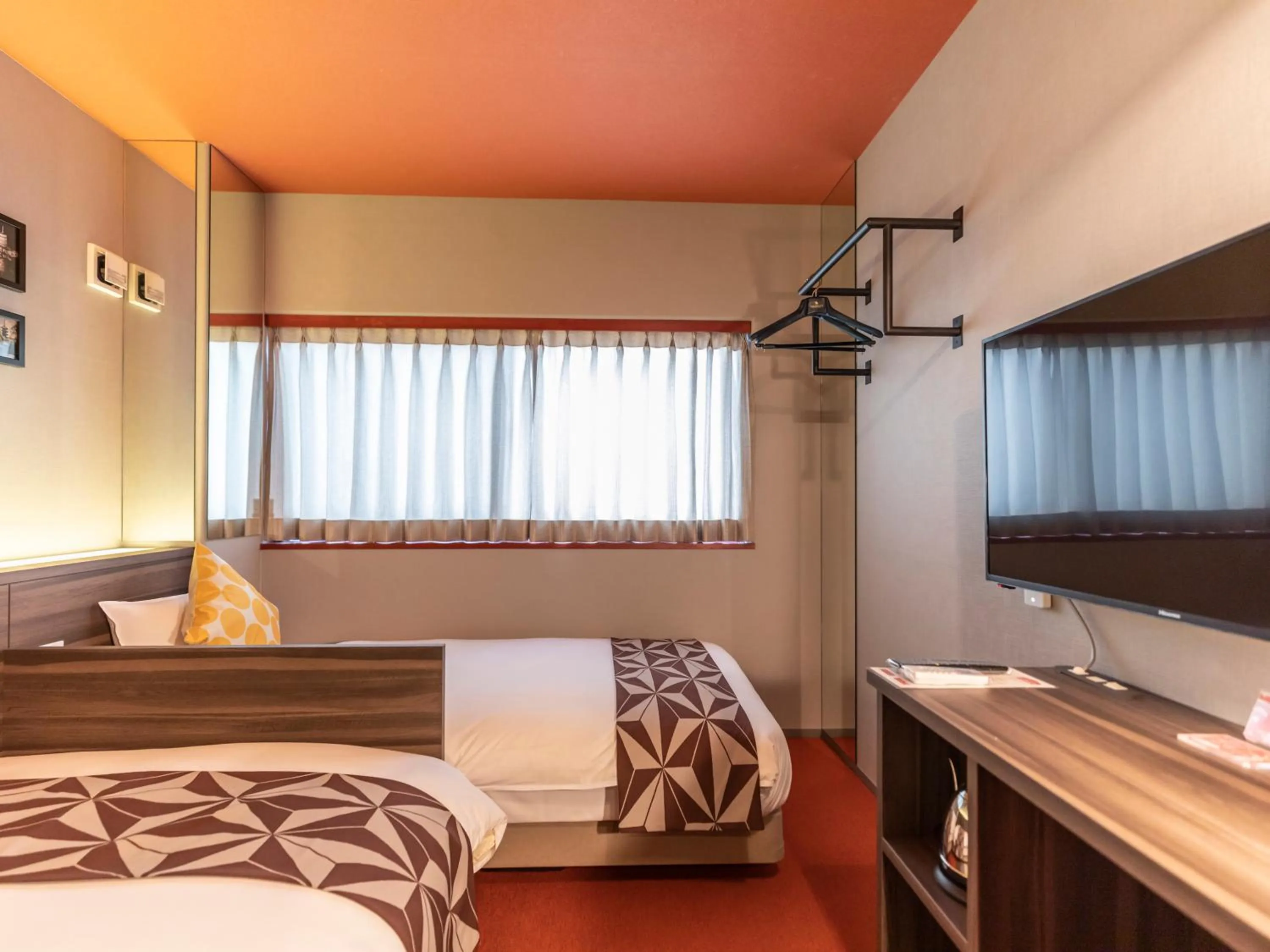 Bed in HALE Kyoto Toji